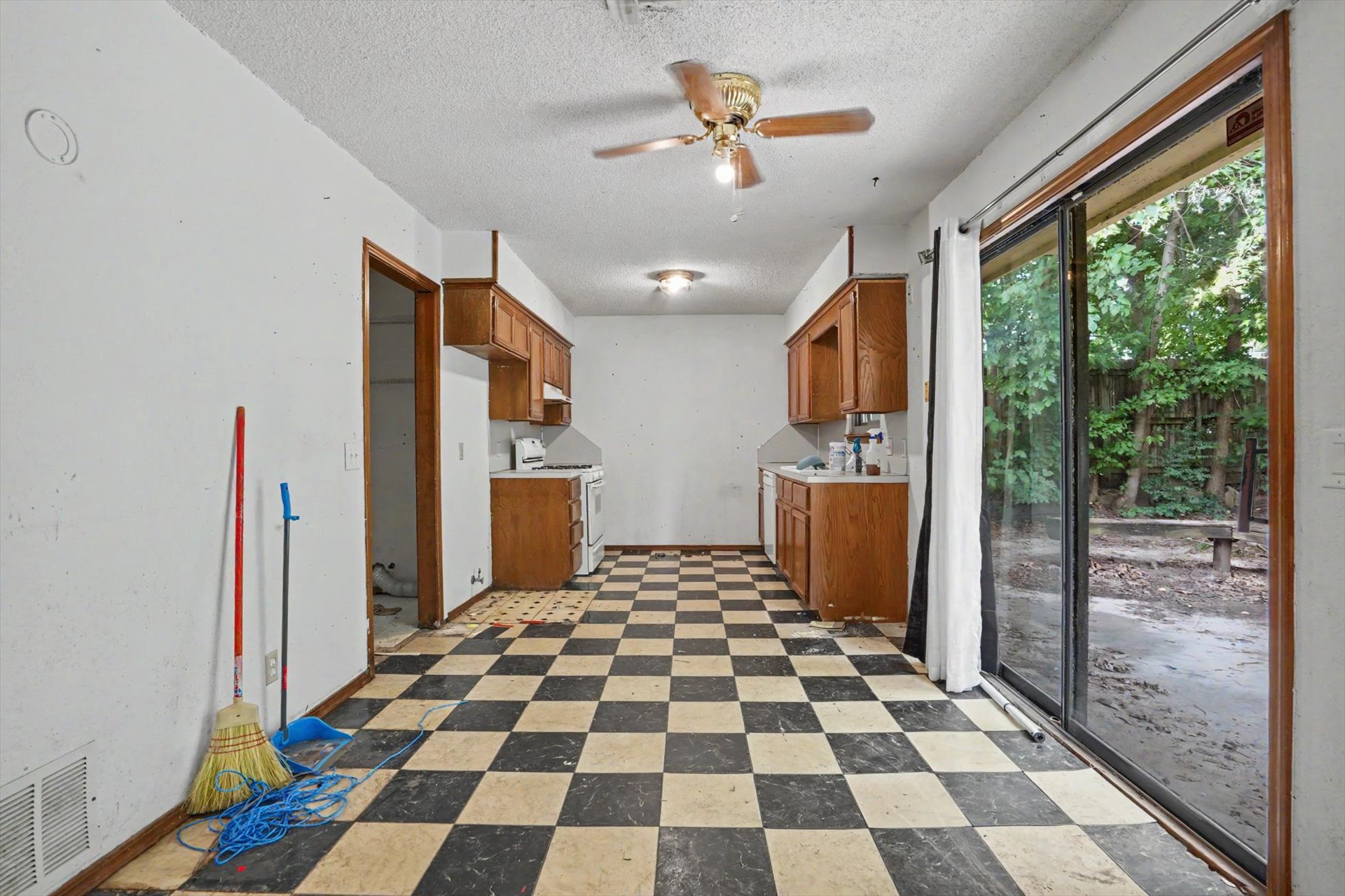 4104 S Birch Avenue Broken Arrow OK 74011