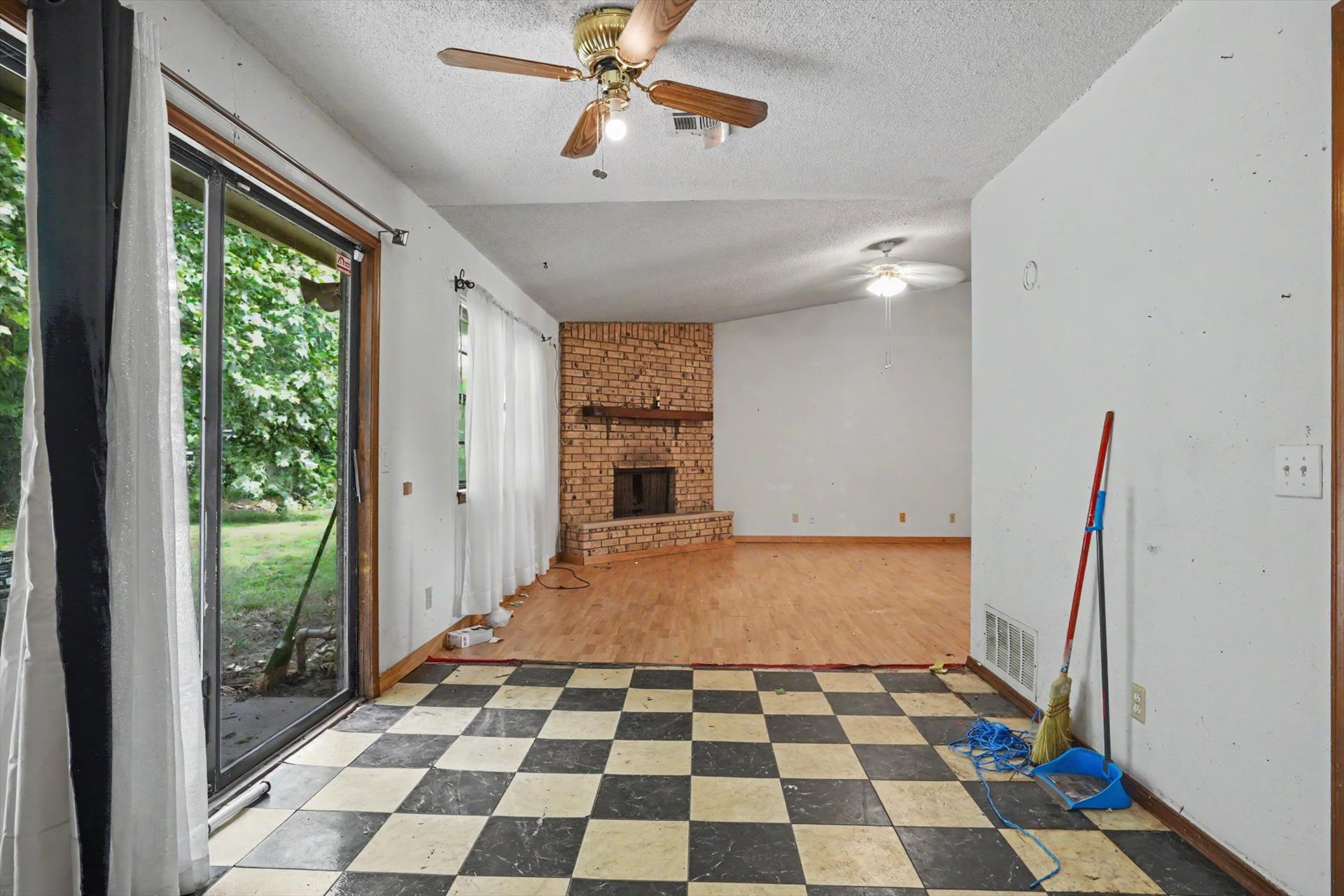 4104 S Birch Avenue Broken Arrow OK 74011
