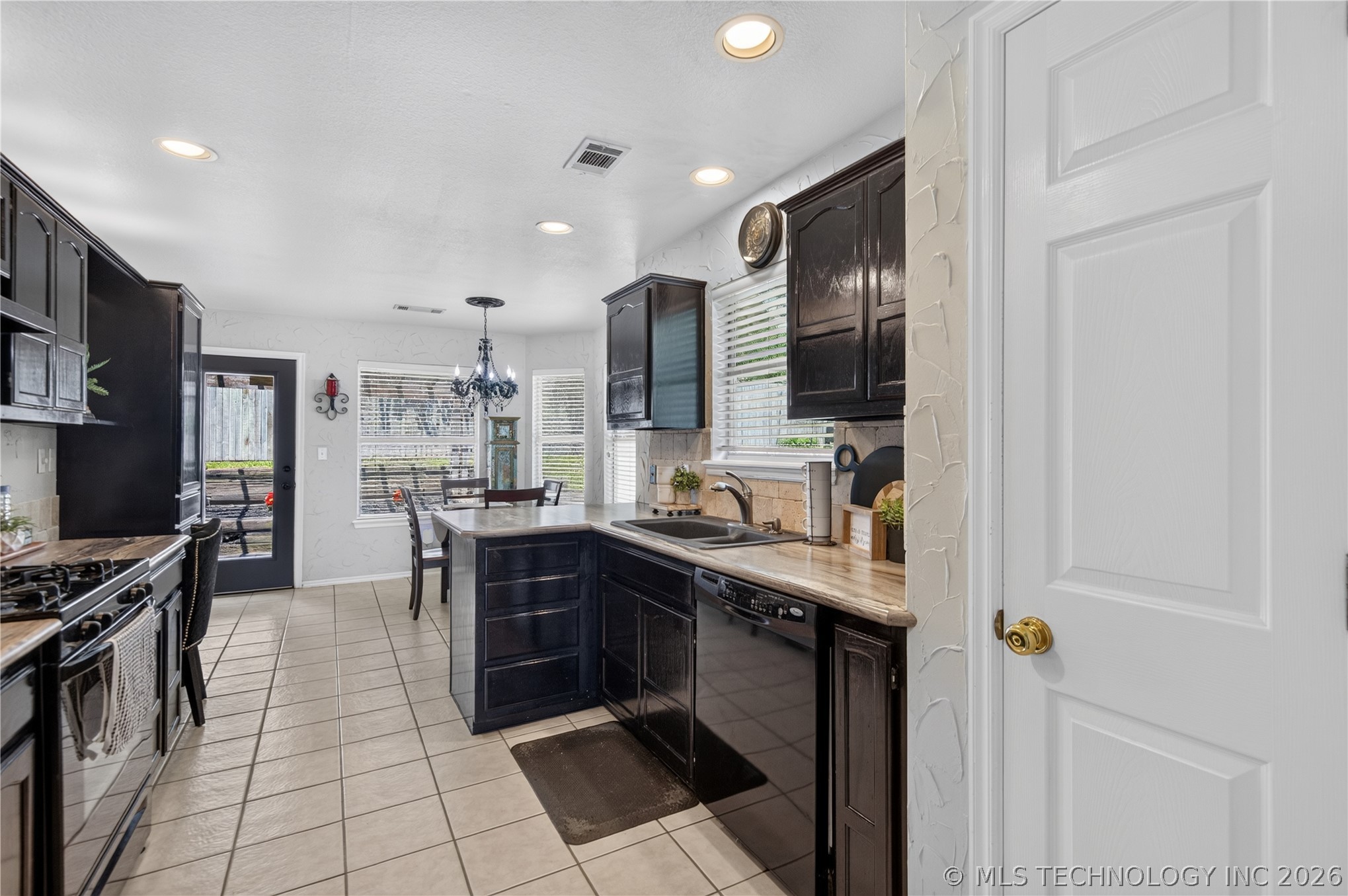 3420 S 1st Street Broken Arrow OK 74012