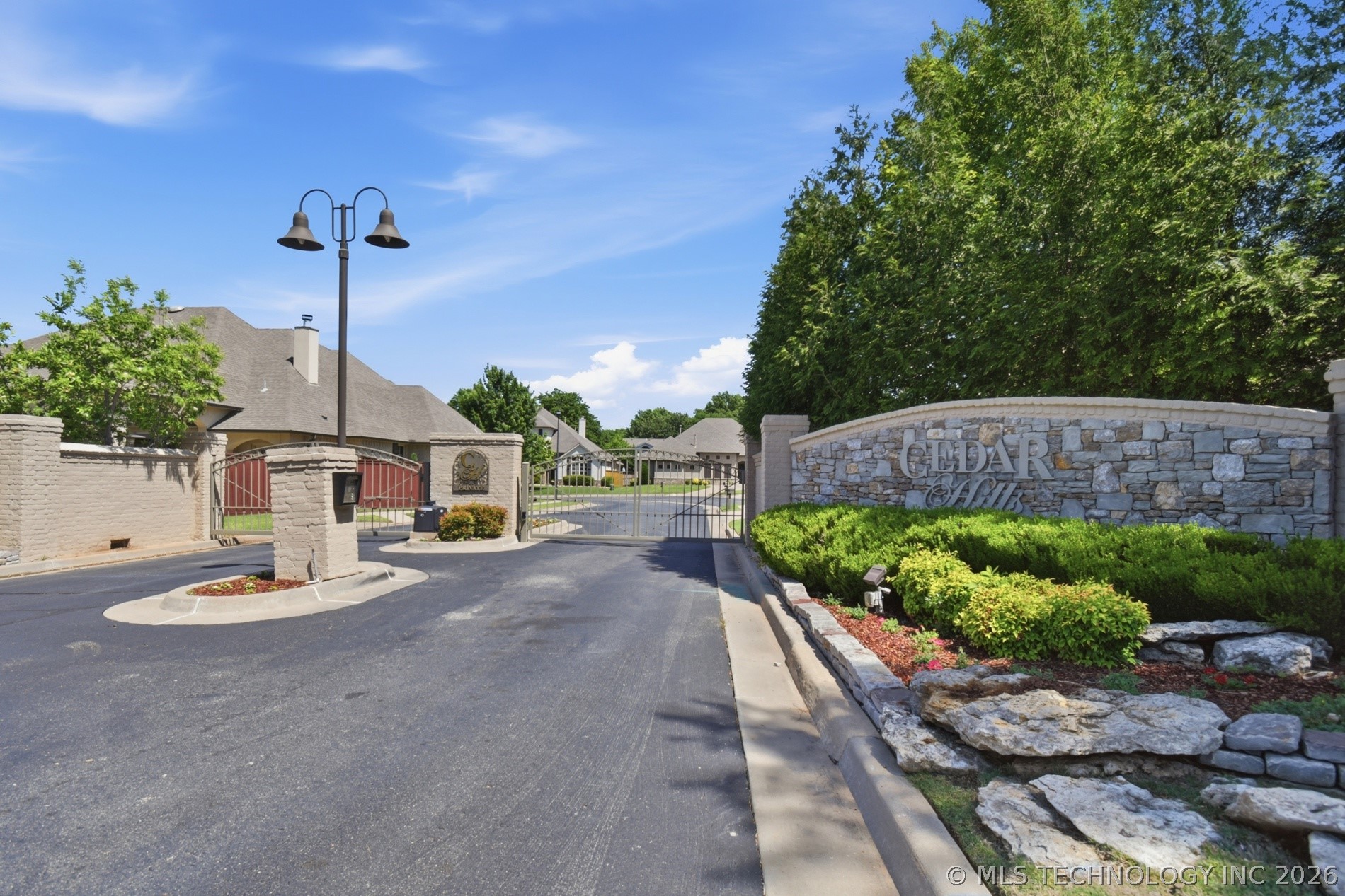 10709 E 100th Place S Tulsa OK 74133