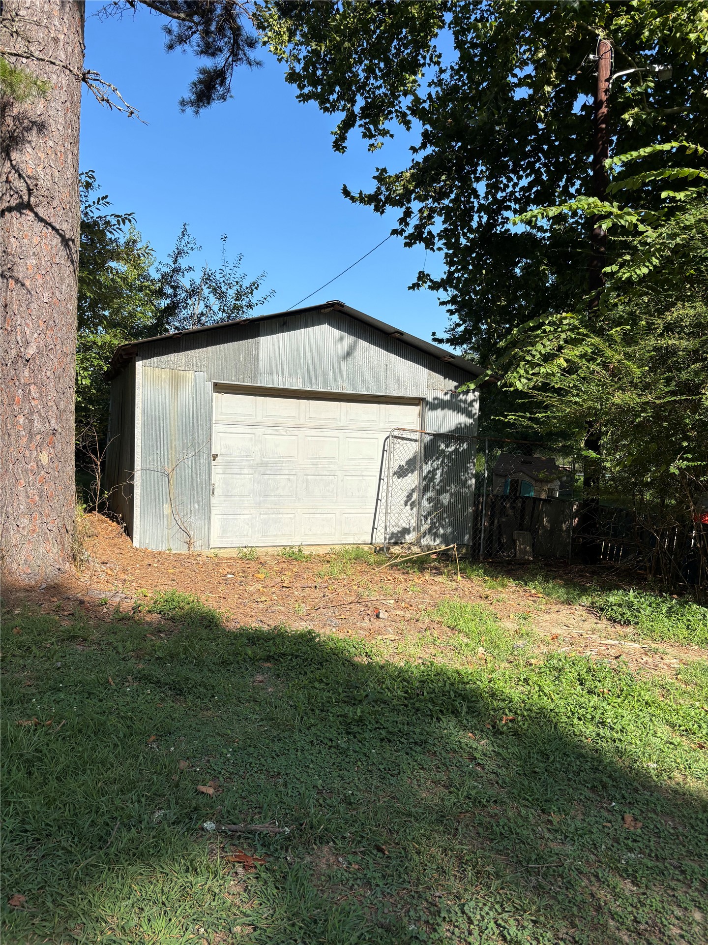 29824 144 Highway Smithville OK 74957