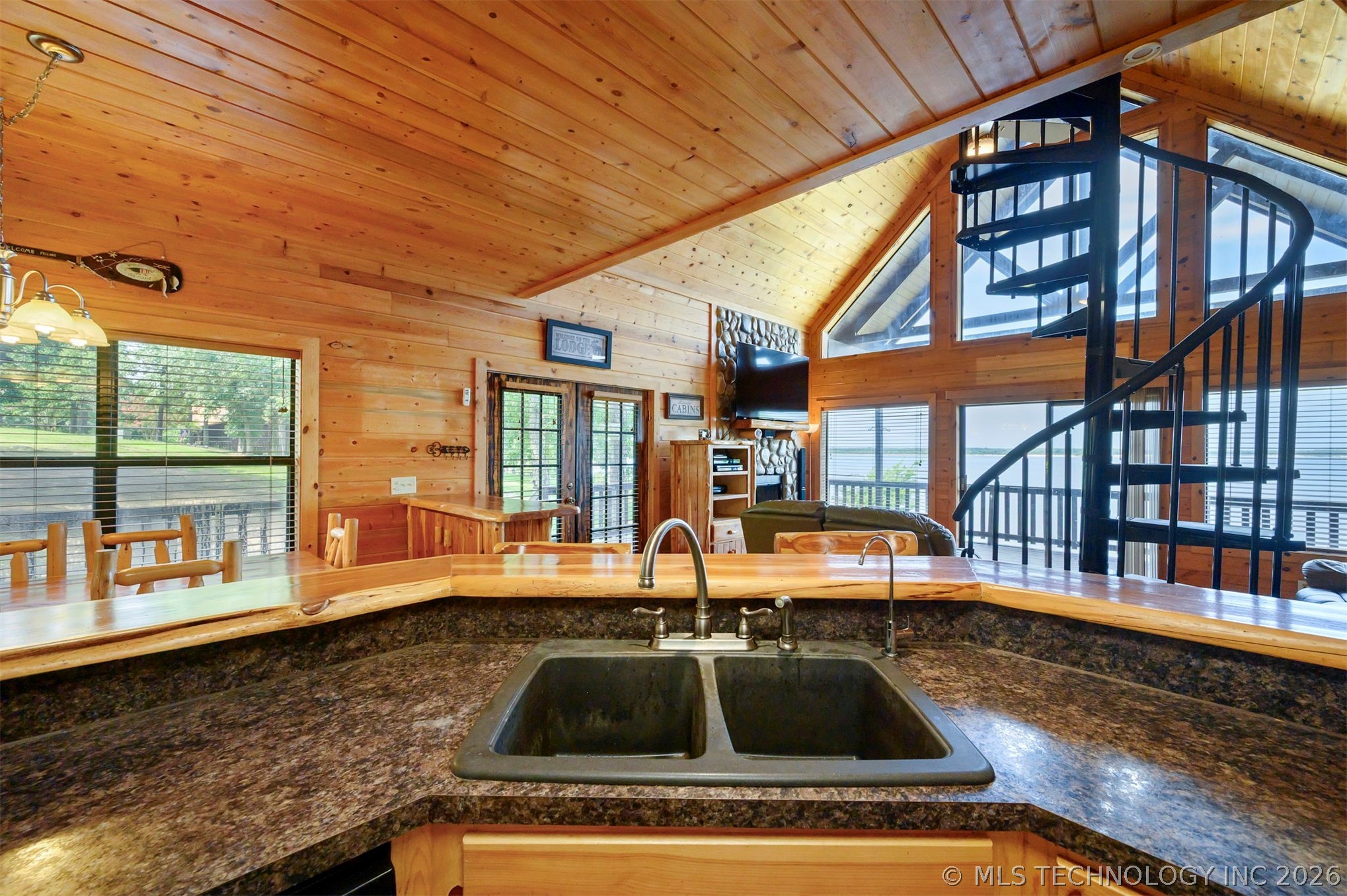 44 Lakeside Ridge Road Hugo OK 74743