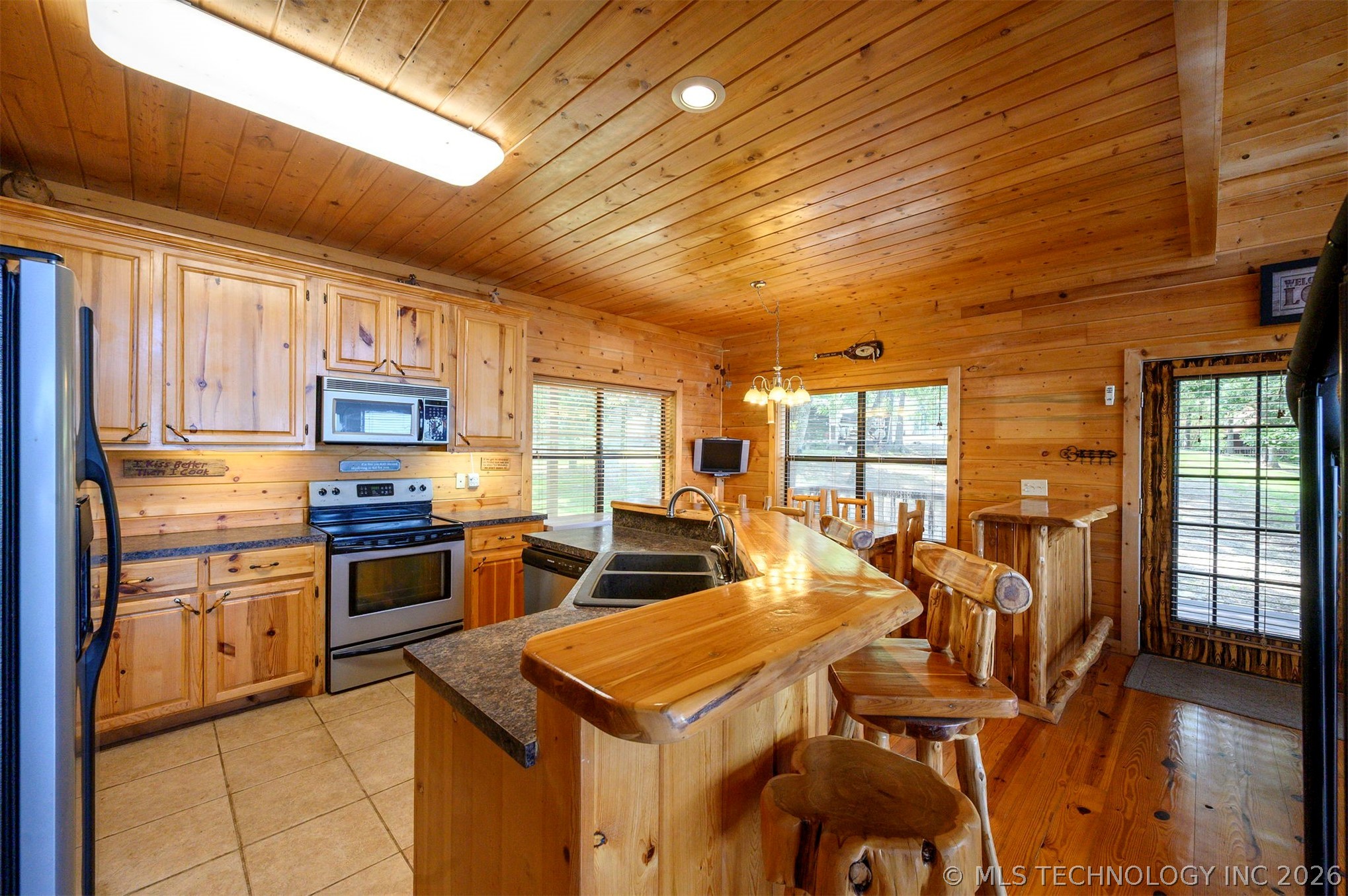 44 Lakeside Ridge Road Hugo OK 74743