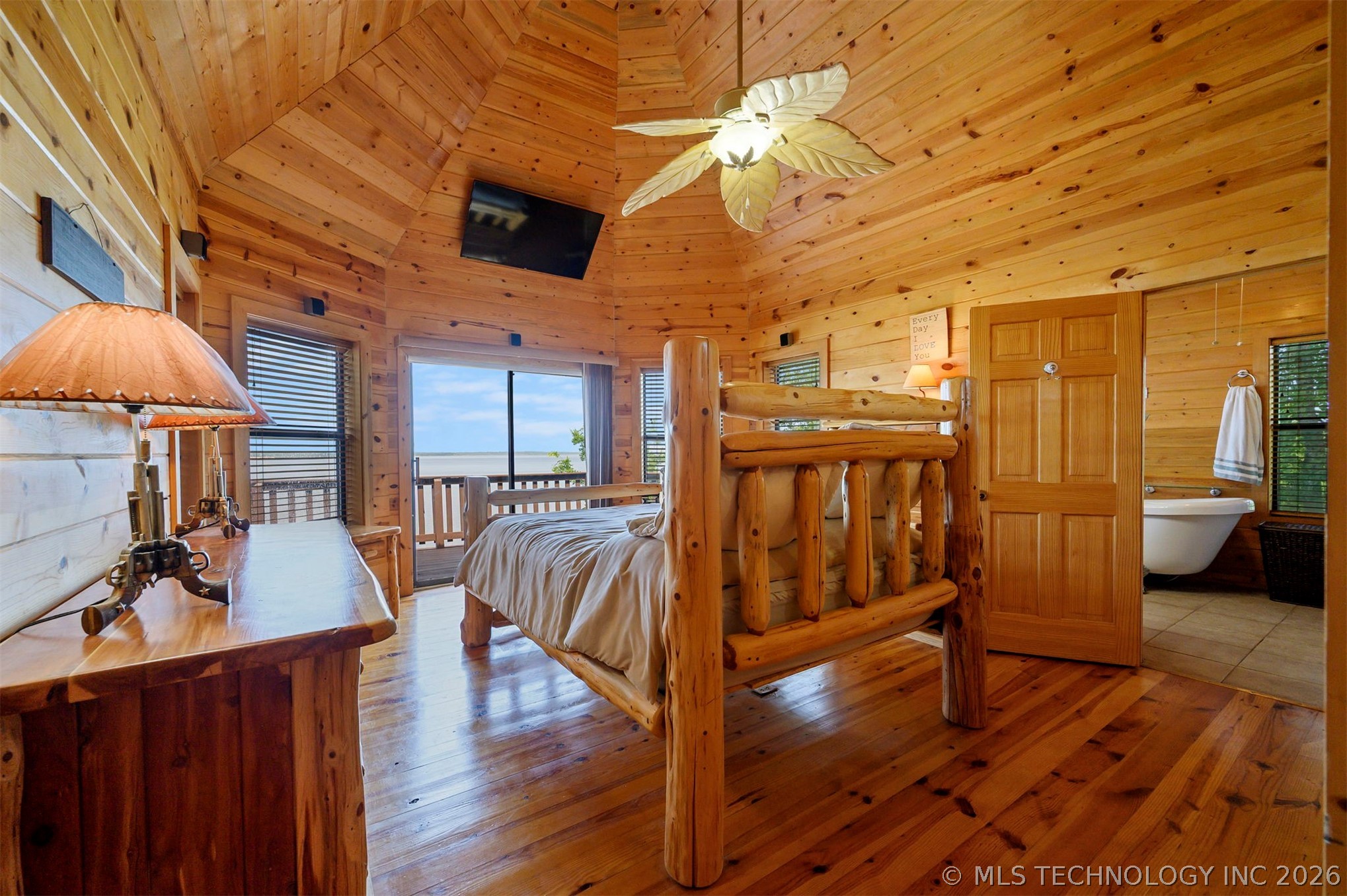 44 Lakeside Ridge Road Hugo OK 74743