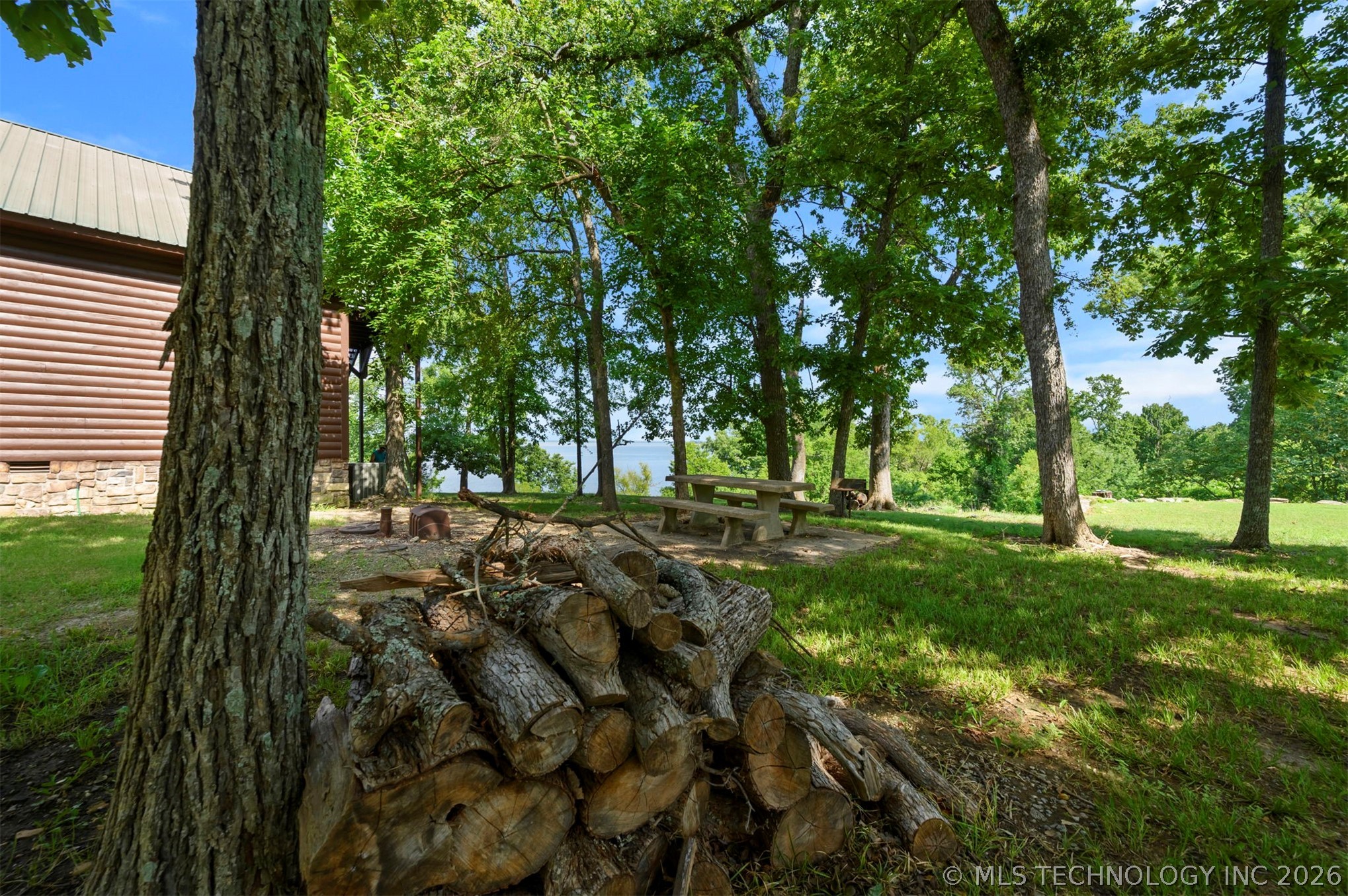 44 Lakeside Ridge Road Hugo OK 74743