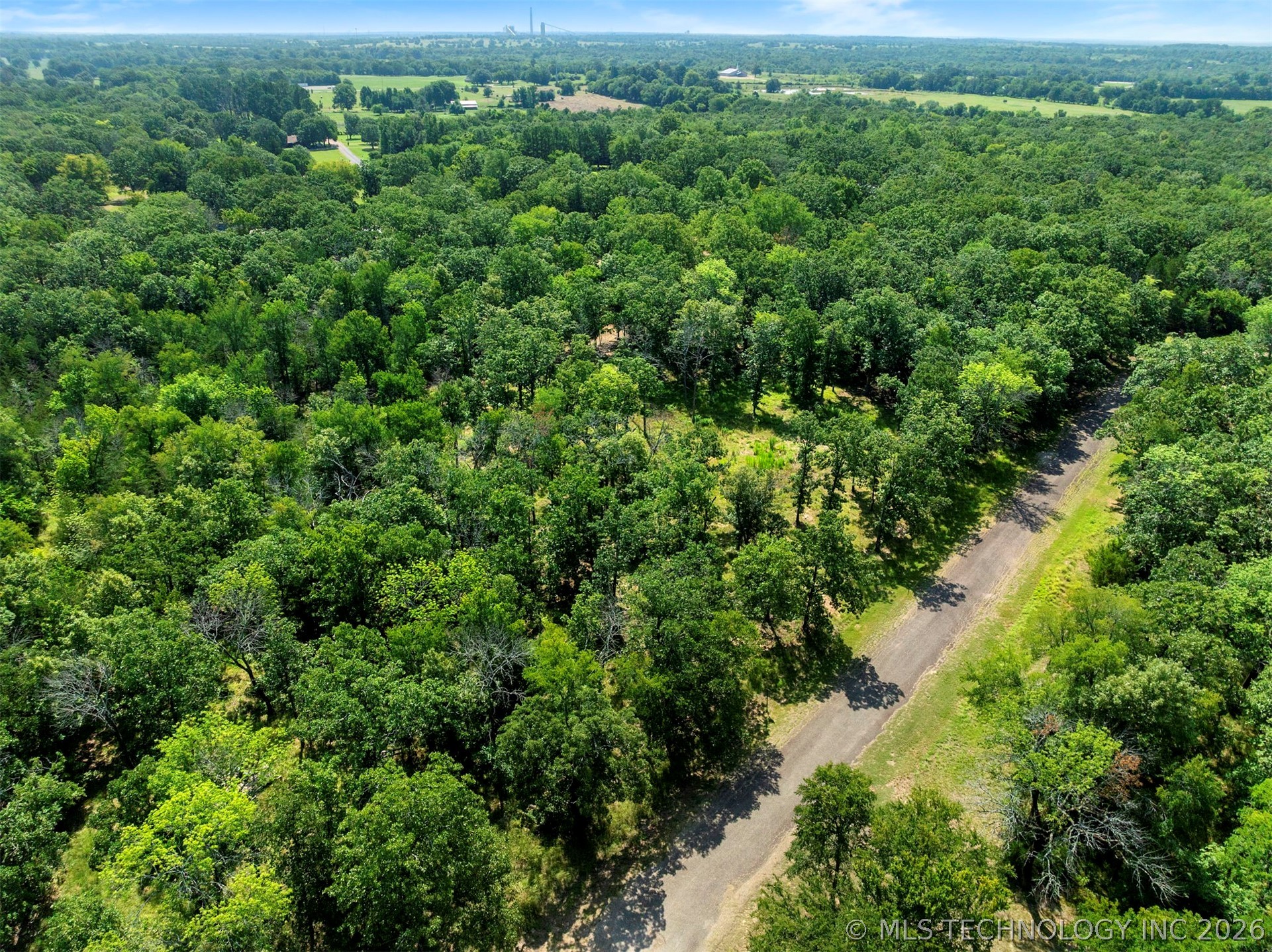 44 Lakeside Ridge Road Hugo OK 74743