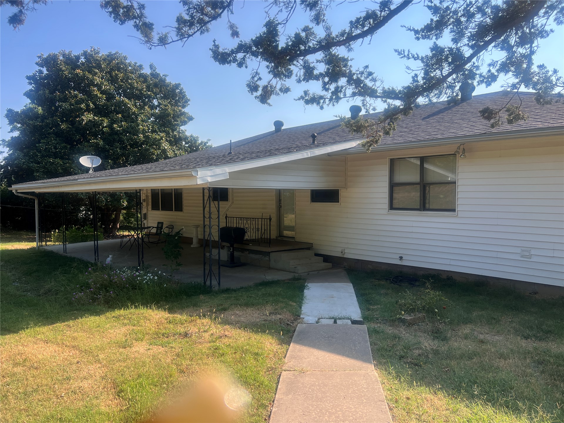 185 NW 8th Street Krebs OK 74554