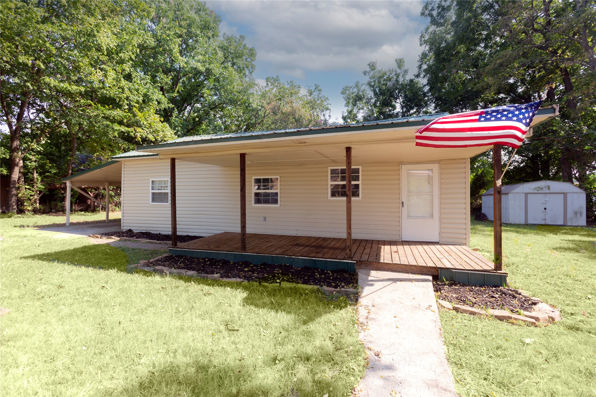 214 W Ada Avenue Wilburton OK 74578