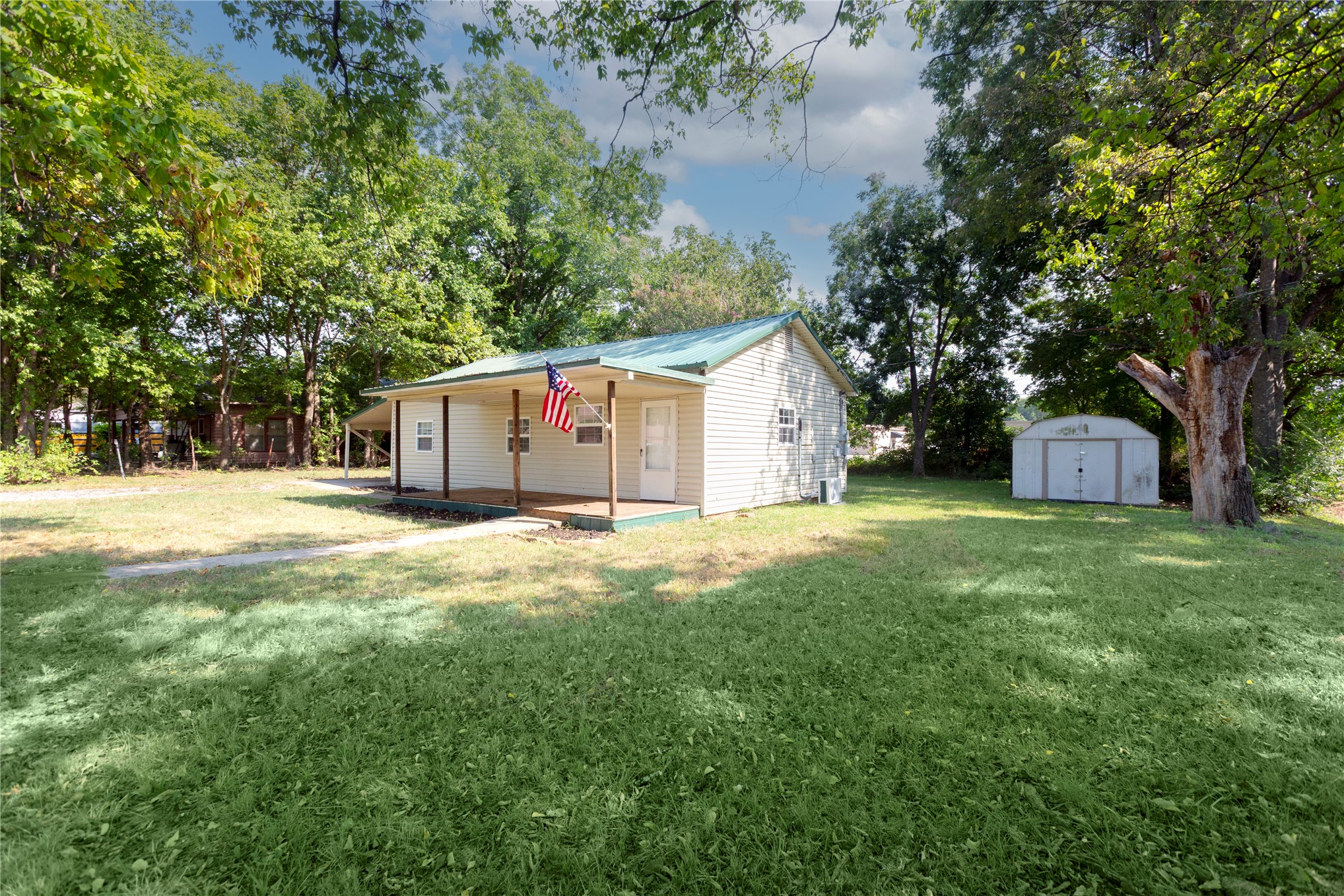 214 W Ada Avenue Wilburton OK 74578
