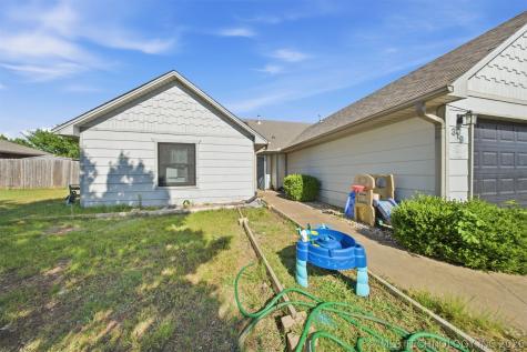 319 Mockingbird Stillwater OK 74074