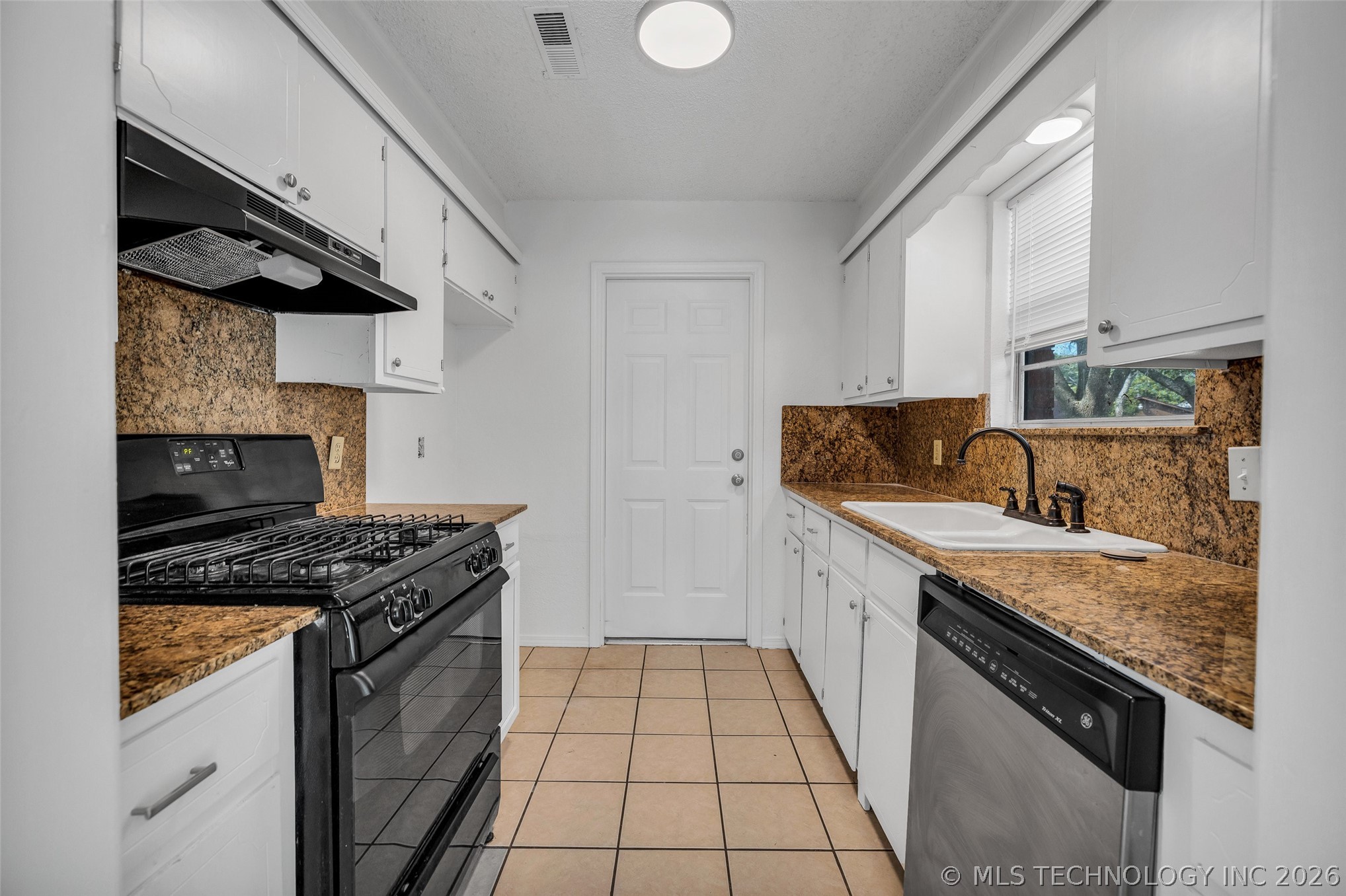 501 W 26th Street Sand Springs OK 74063