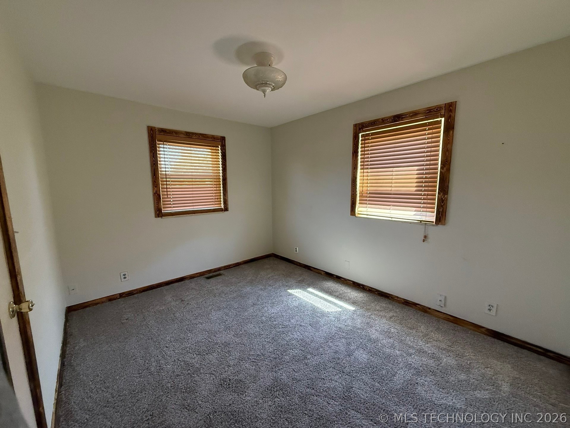 1445 E Oak Street Cushing OK 74023