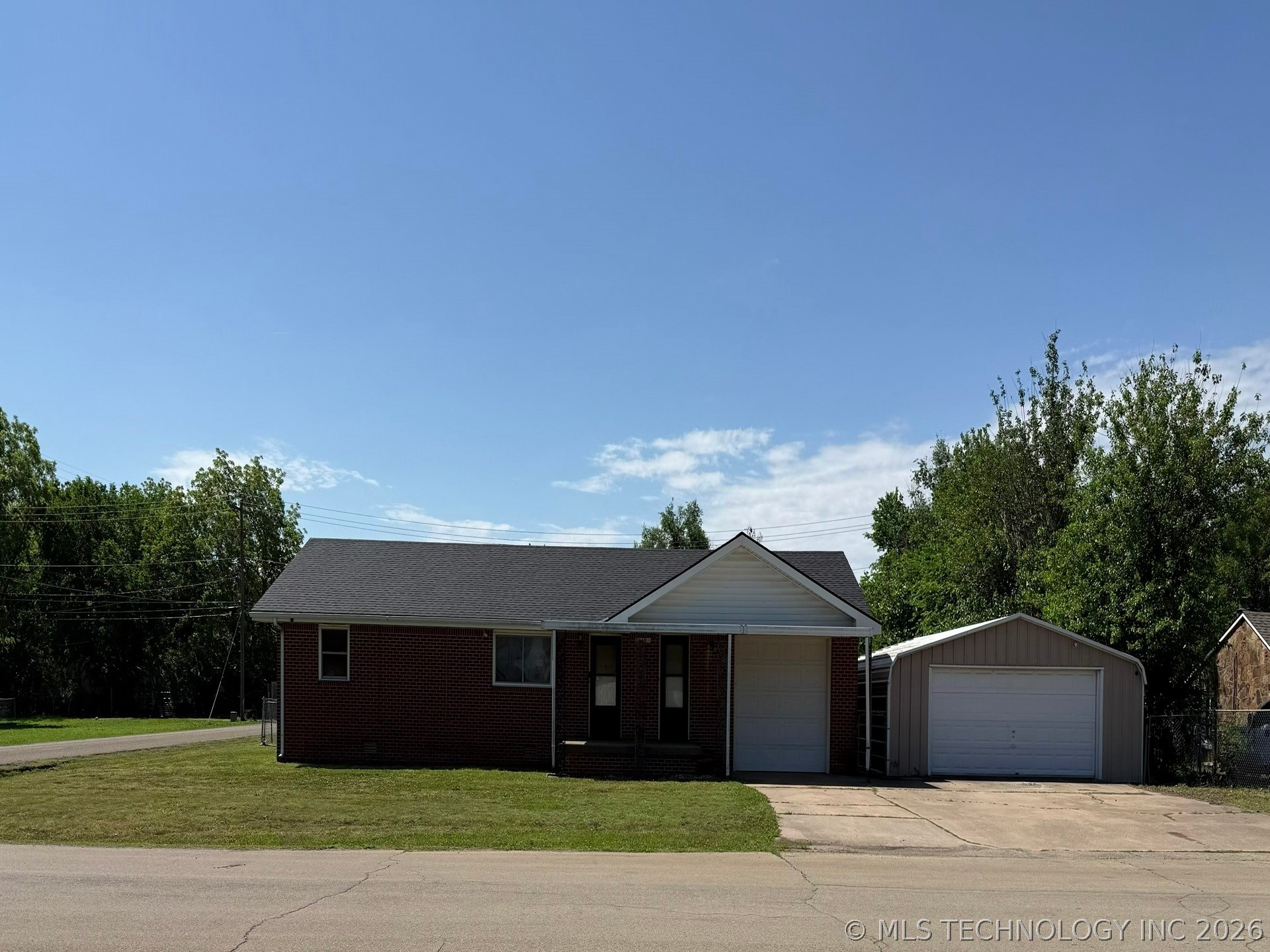 1445 E Oak Street Cushing OK 74023