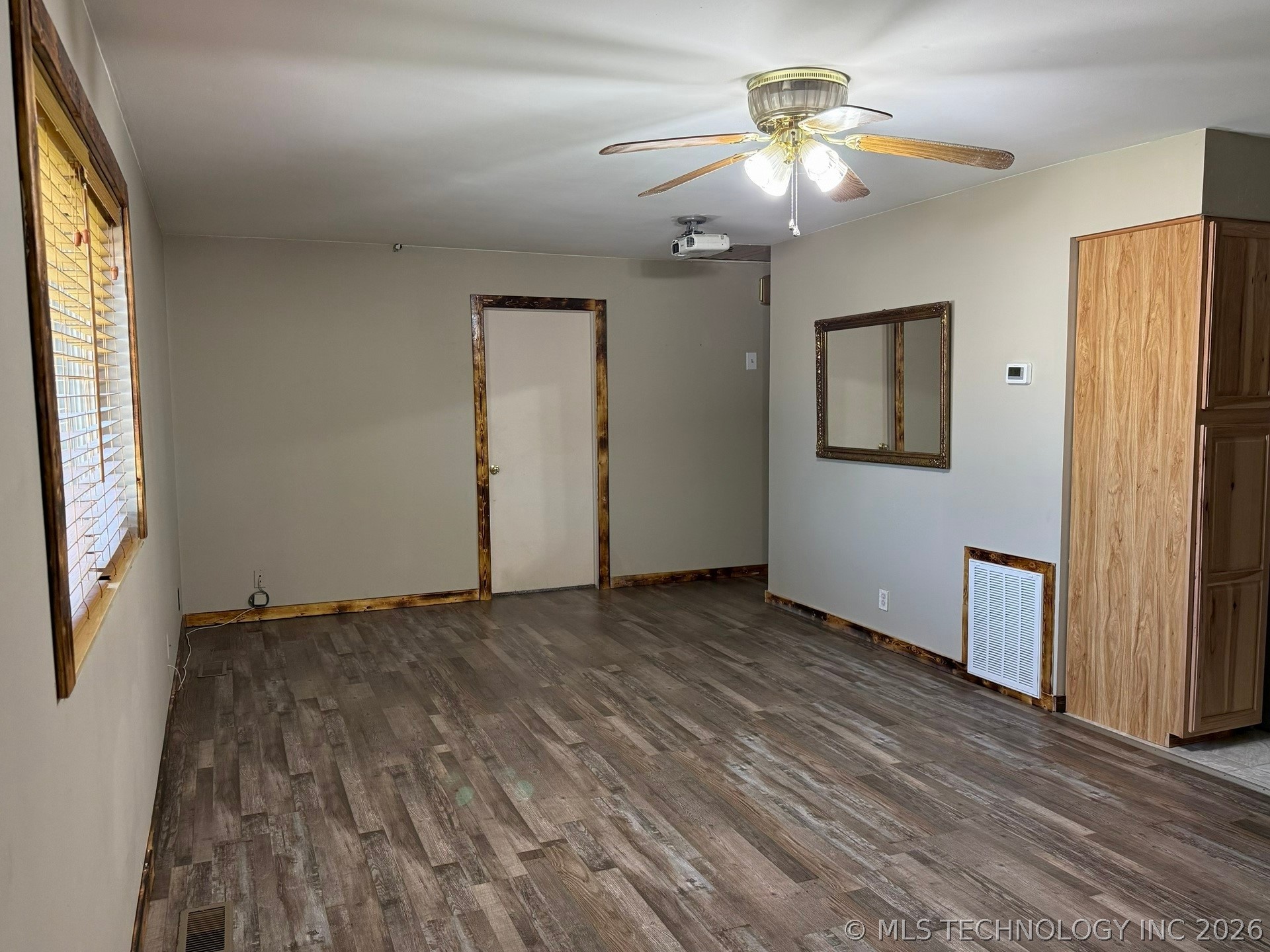1445 E Oak Street Cushing OK 74023