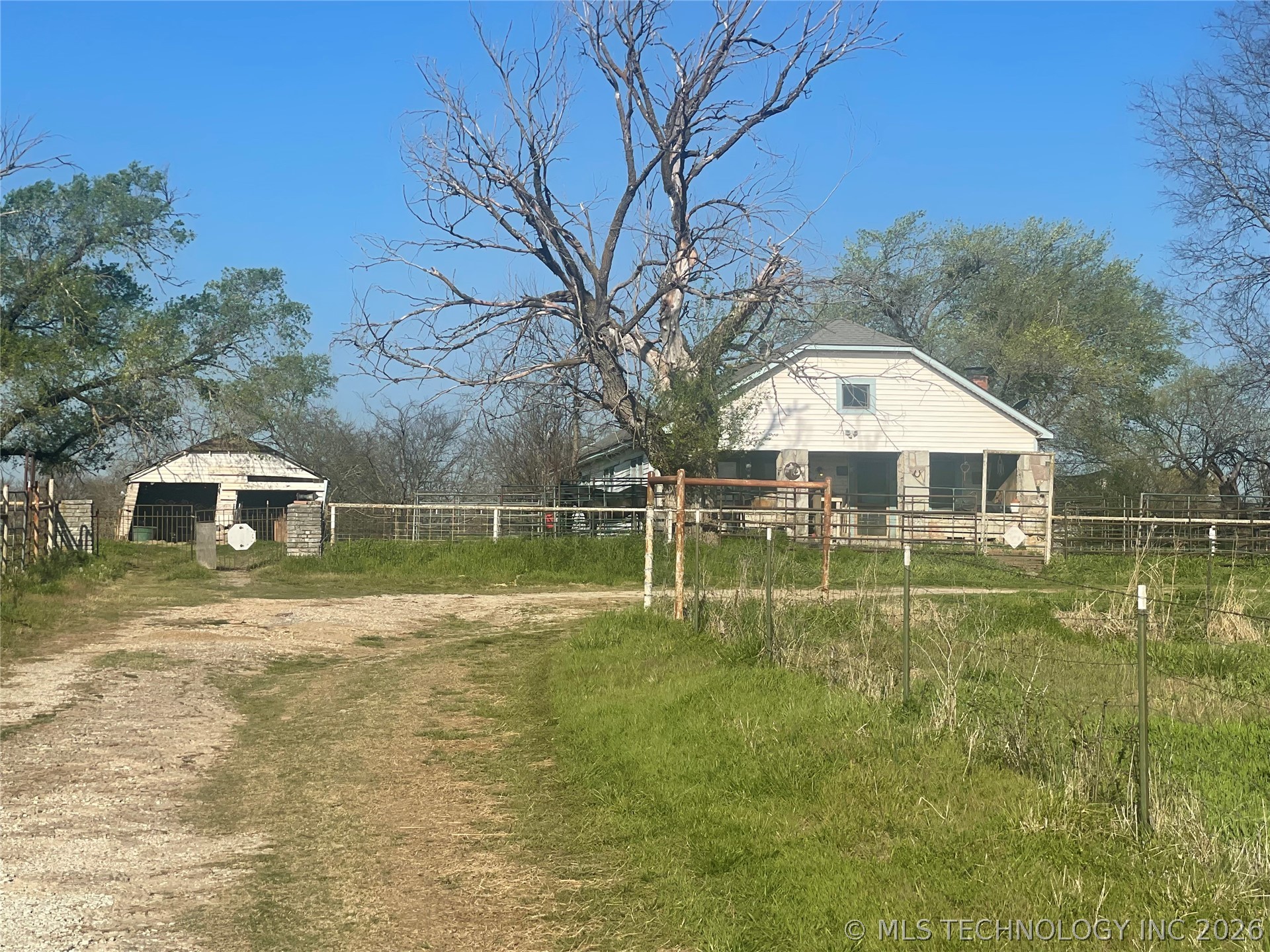 23091 County Road 3640 Stonewall OK 74871