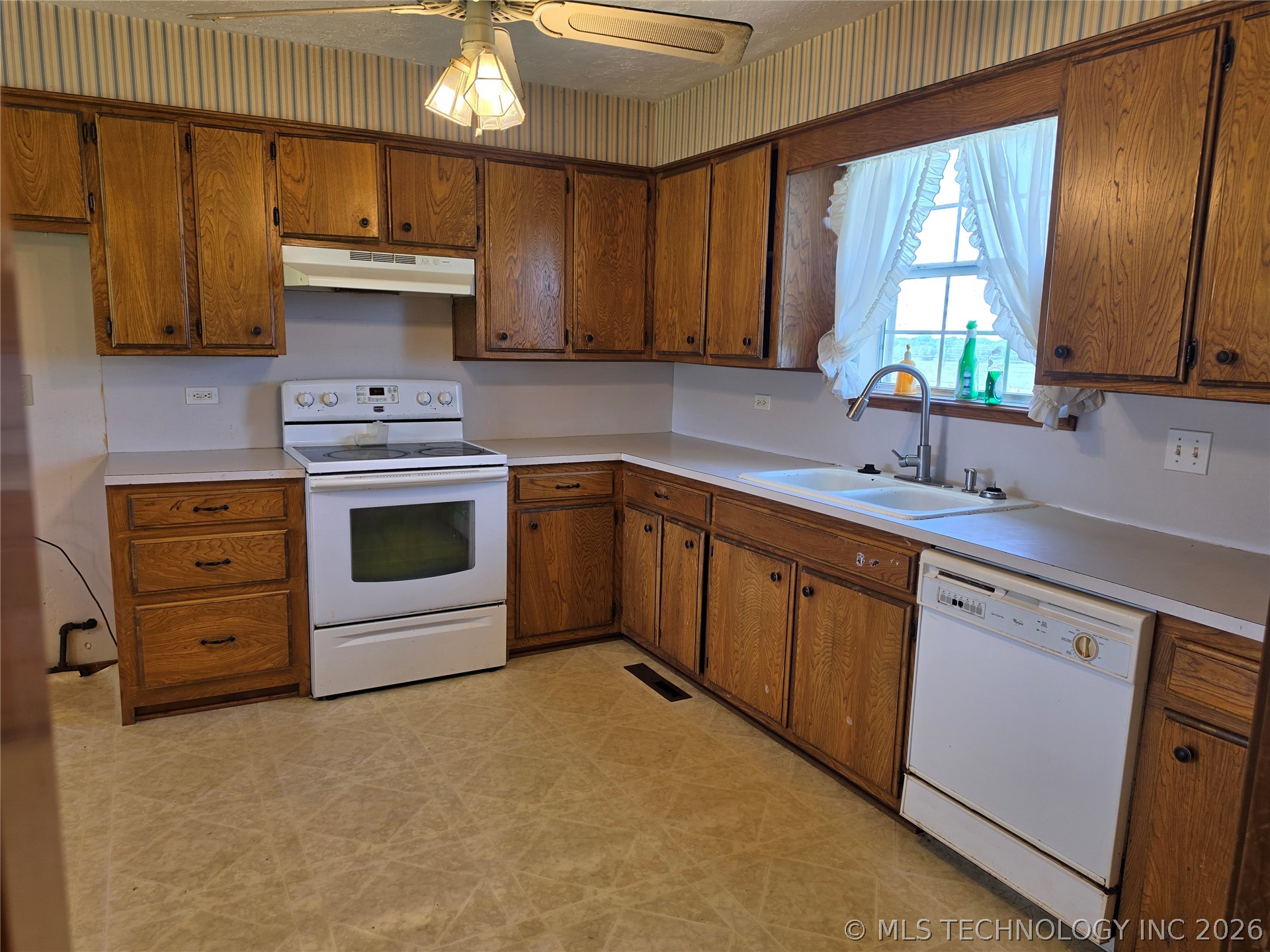 10781 County Road 1550 Ada OK 74820