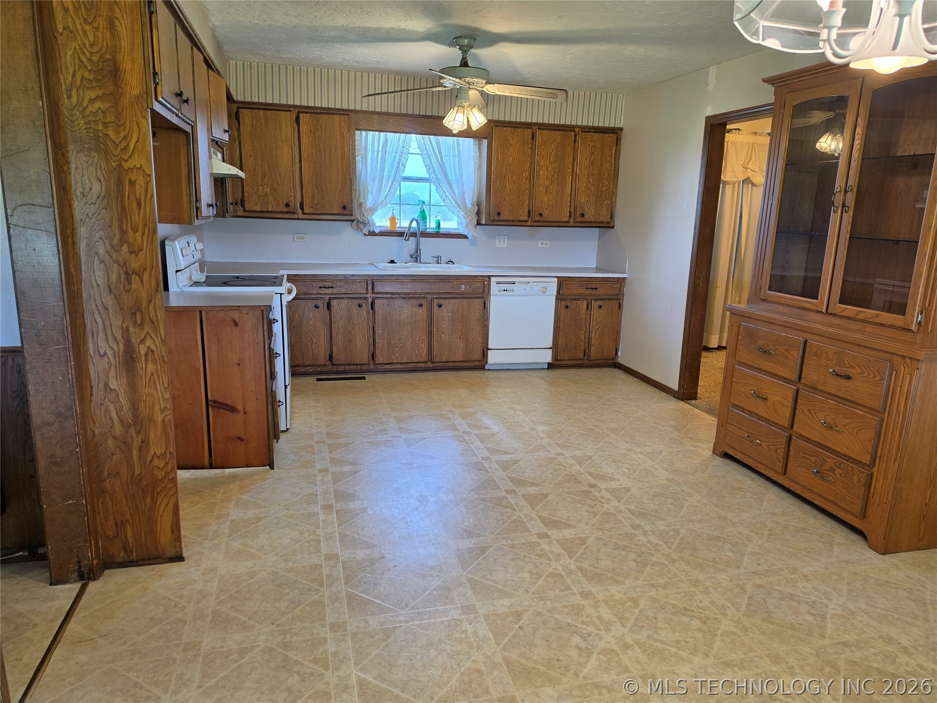 10781 County Road 1550 Ada OK 74820