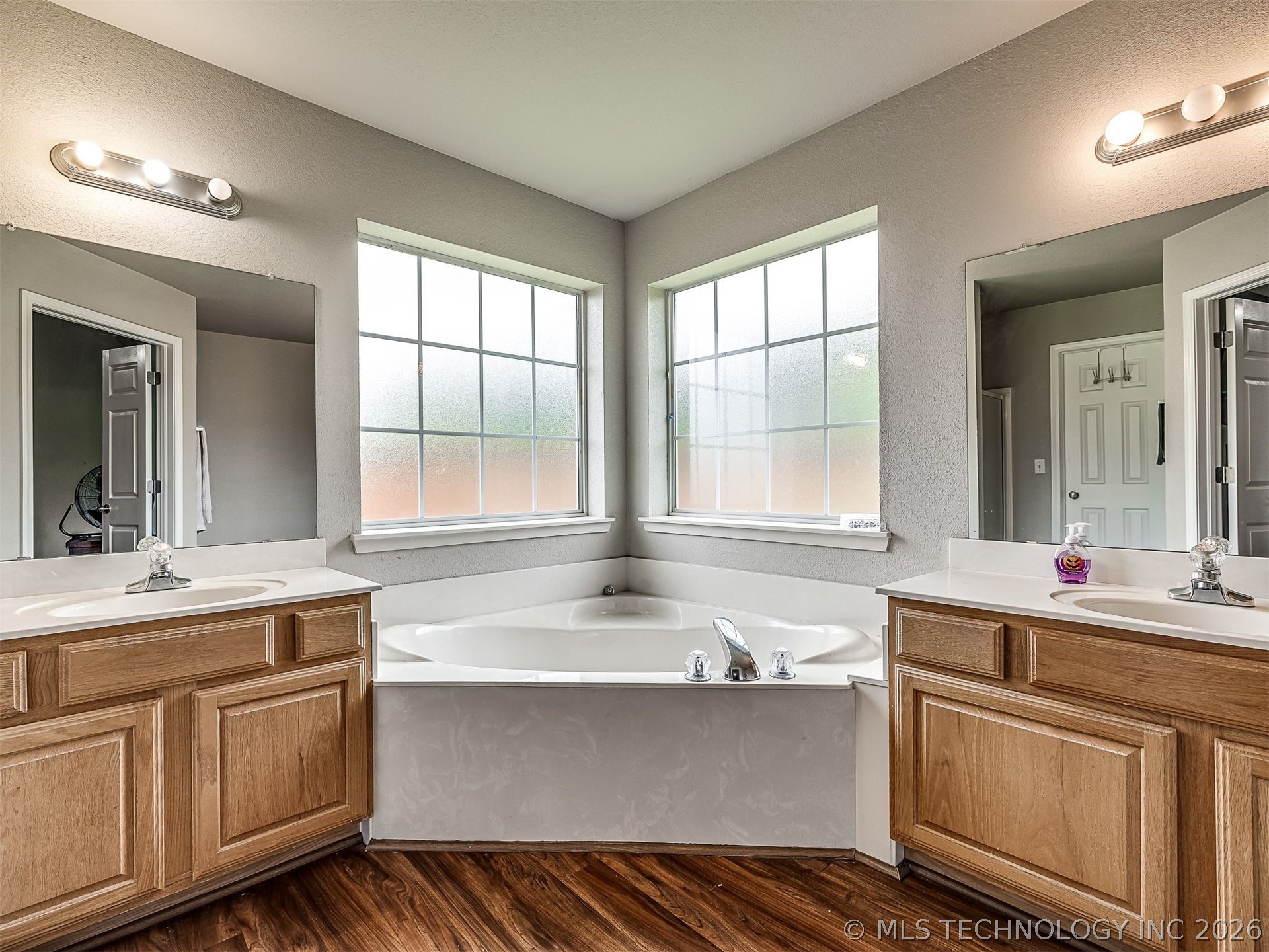 11226 S 274th Eastavenue Coweta OK 74429