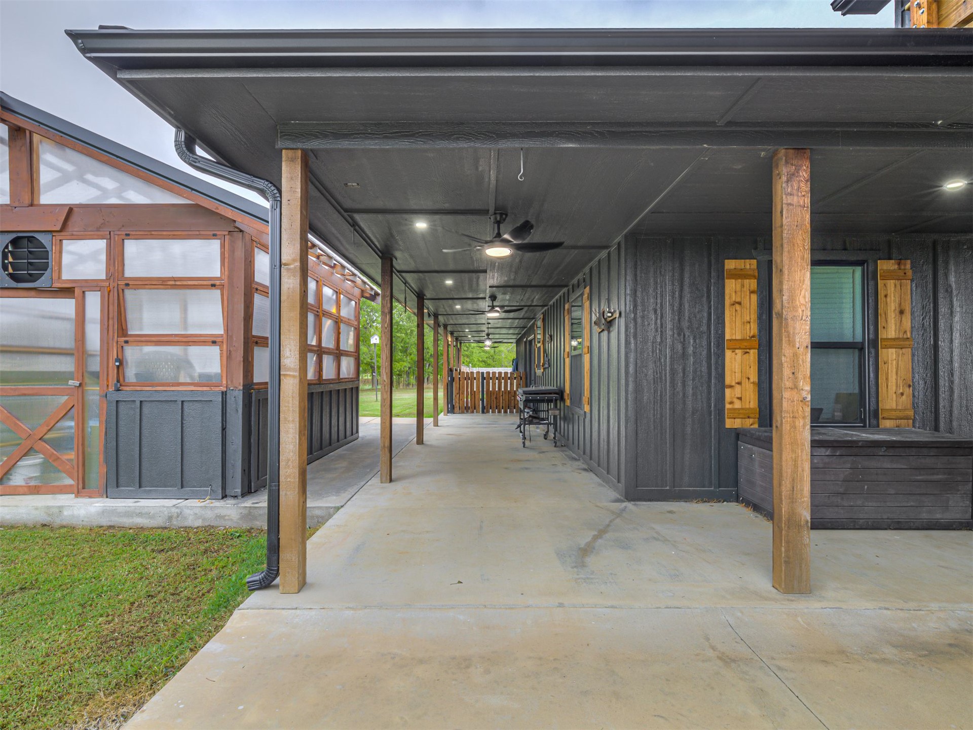 2234 N 205 Road Beggs OK 74421