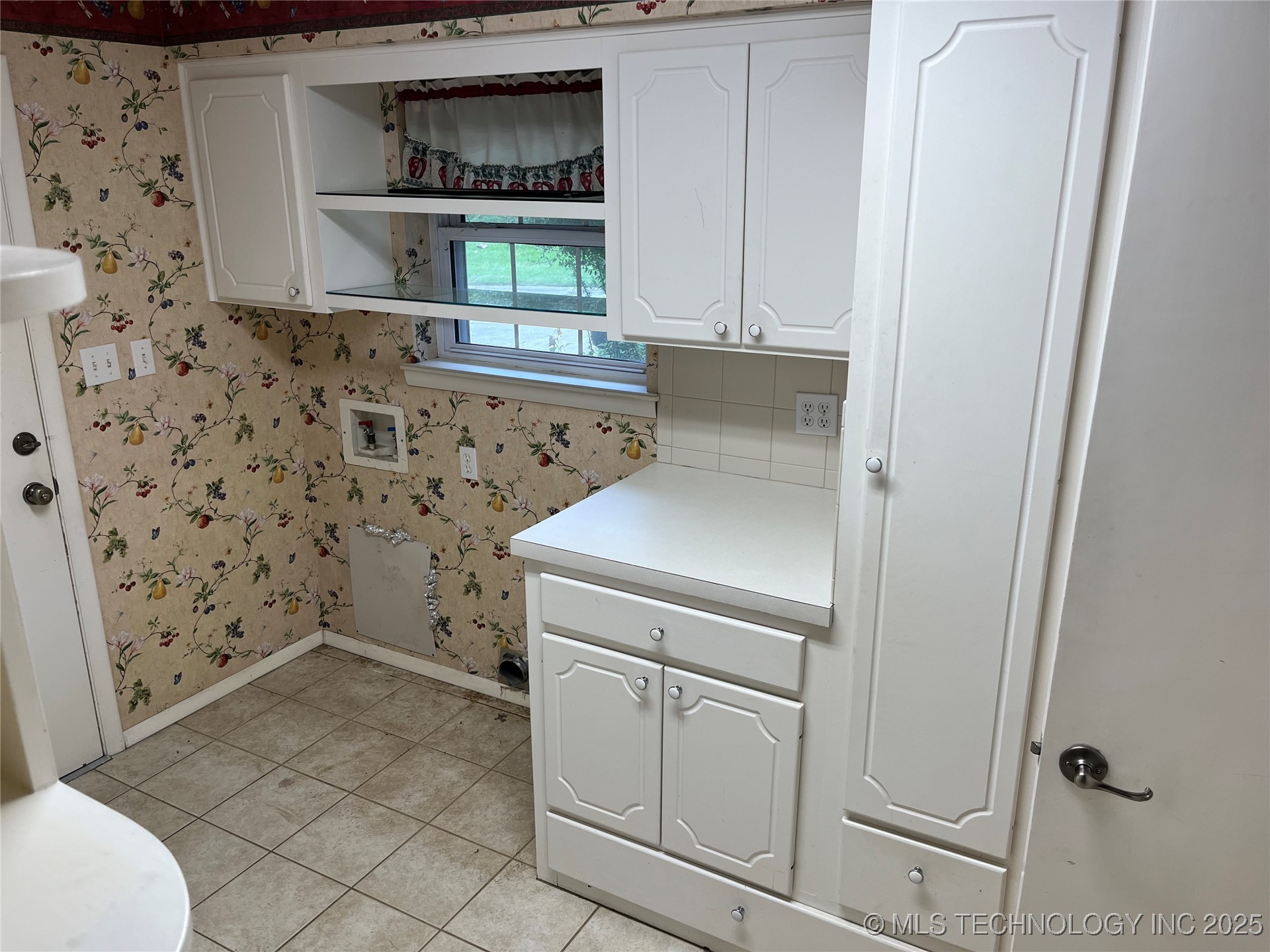 2000 Woodland Ada OK 74820