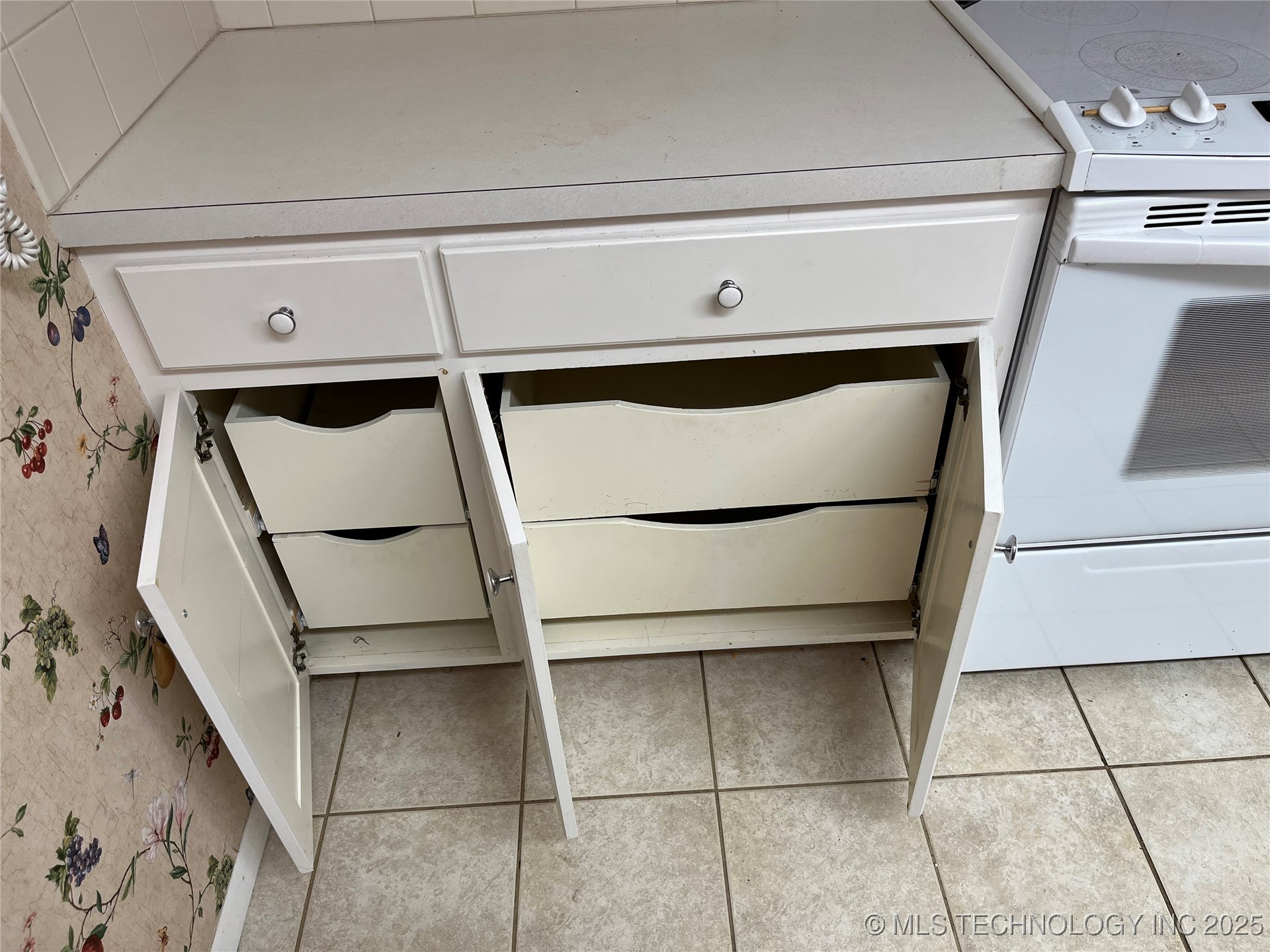 2000 Woodland Ada OK 74820