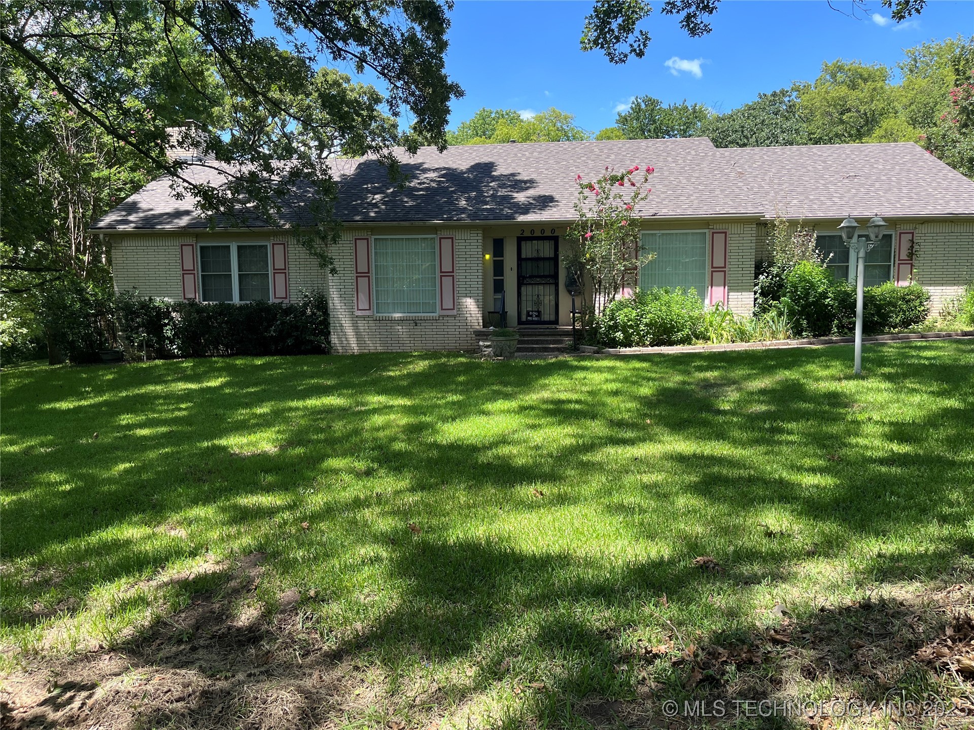 2000 Woodland Ada OK 74820