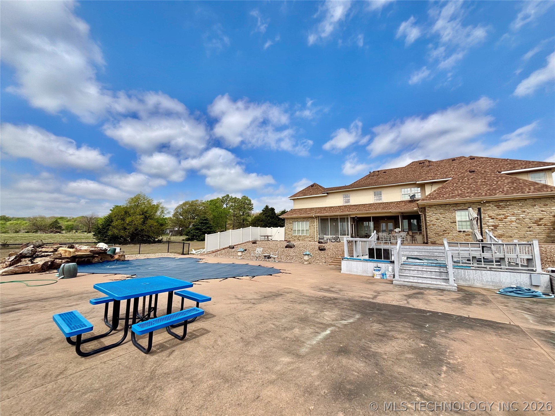3301 Savage Highway Hartshorne OK 74547