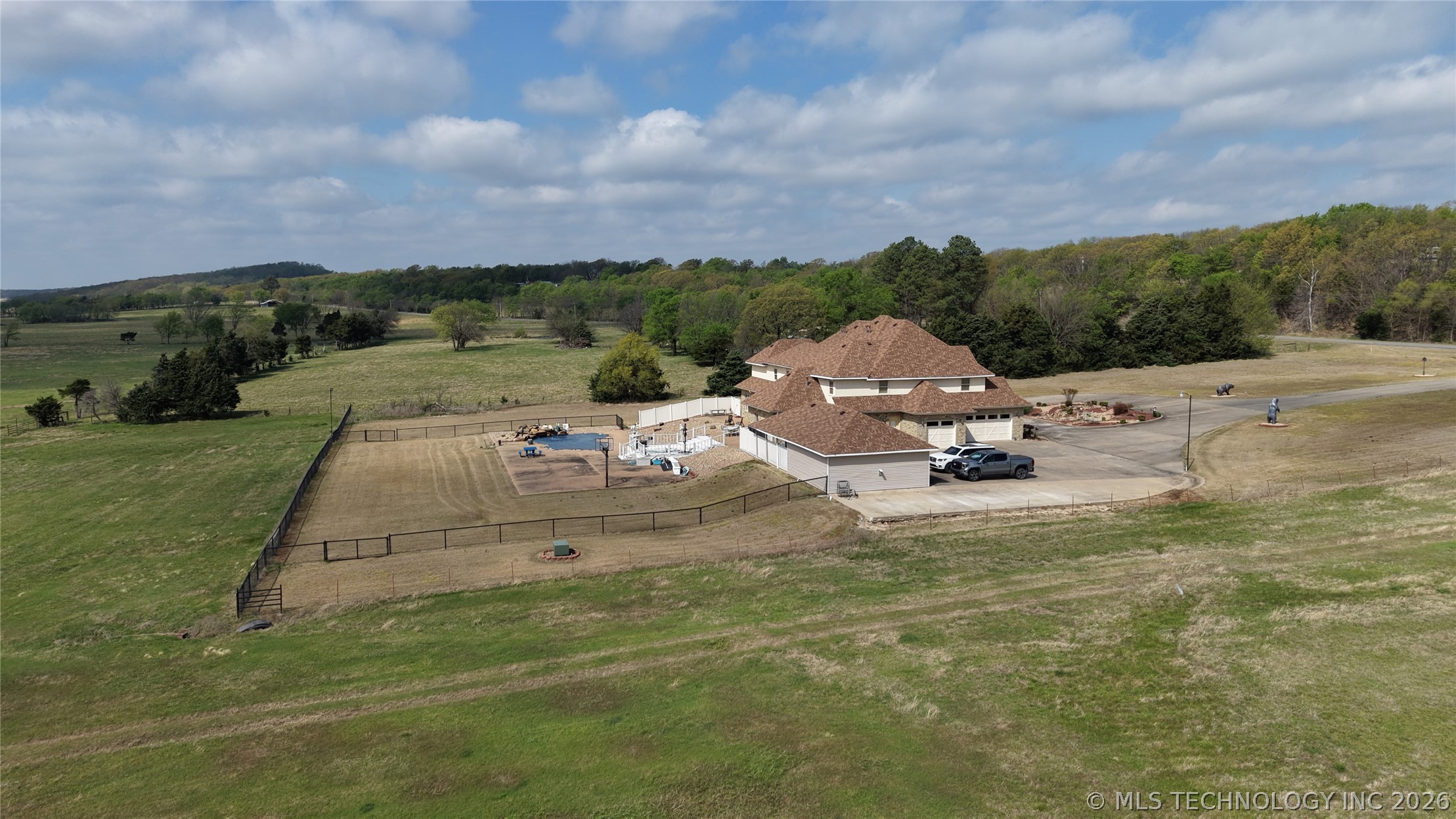3301 Savage Highway Hartshorne OK 74547