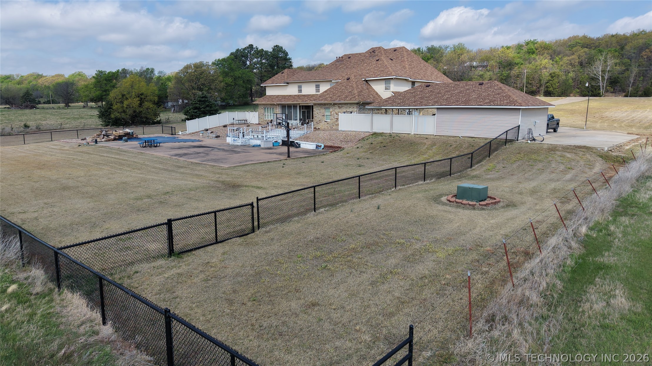 3301 Savage Highway Hartshorne OK 74547