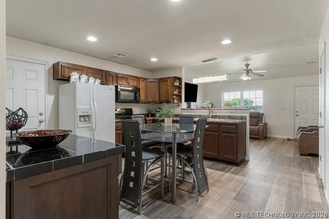 7210 S Fir Place Broken Arrow OK 74011