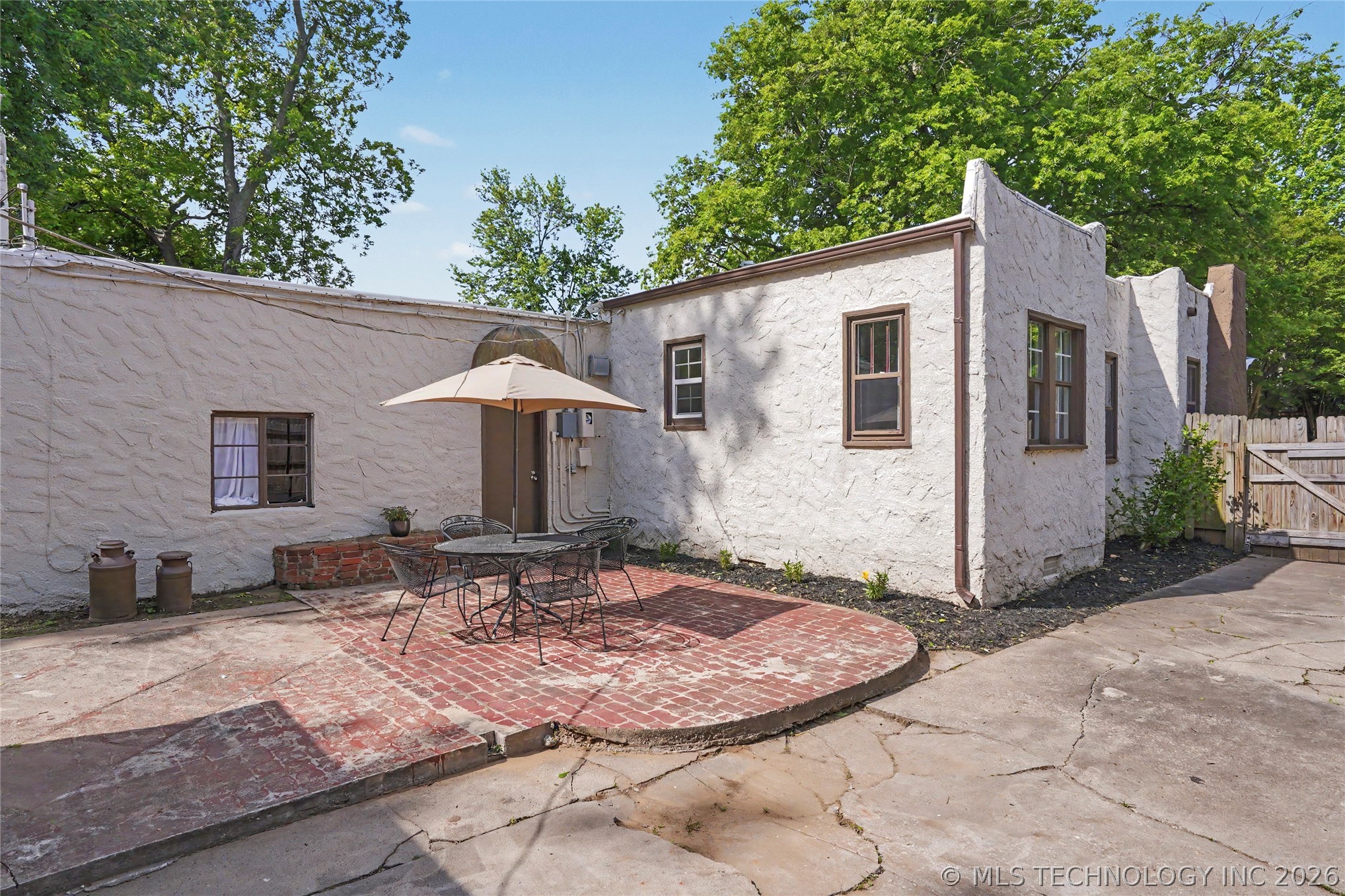 4223 S Madison Place Tulsa OK 74105