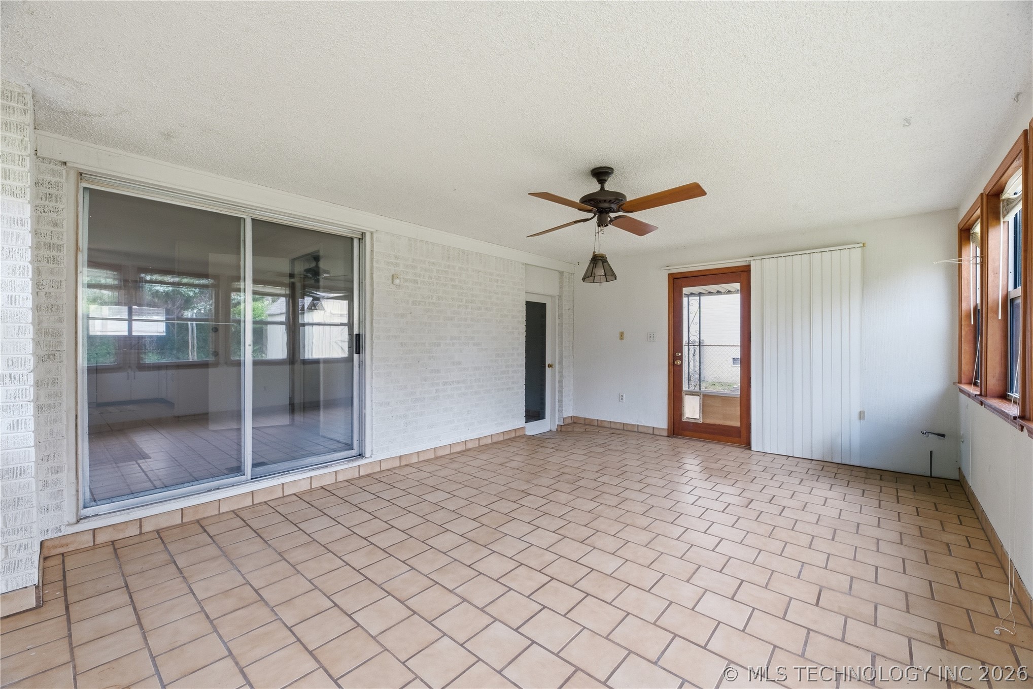 5355 E 27th Place Tulsa OK 74114