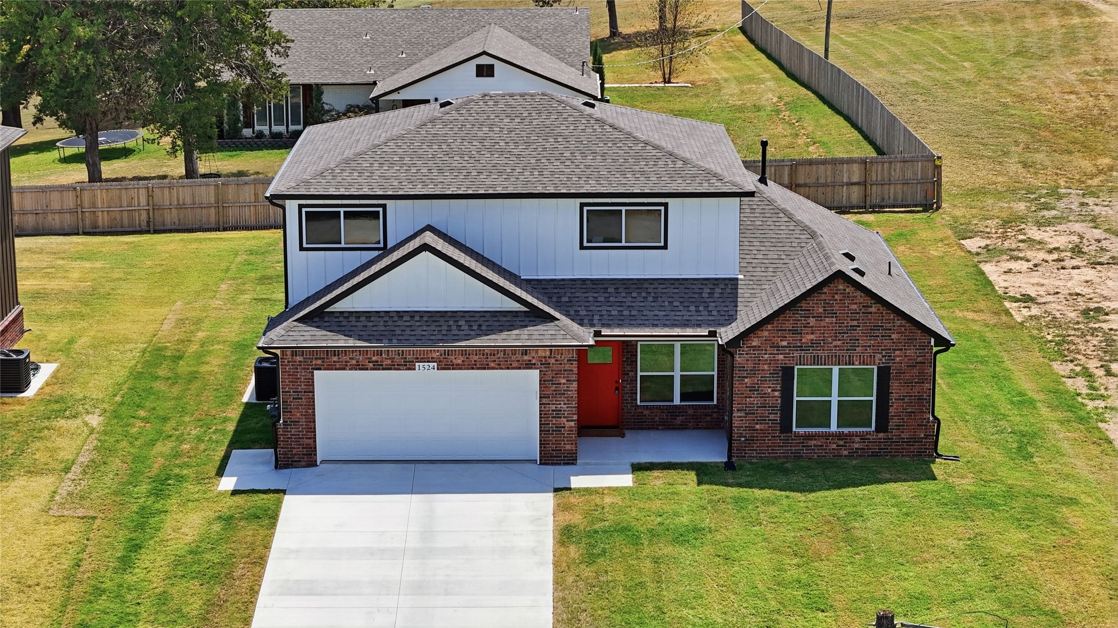 1524 E Grayson Avenue Sapulpa OK 74066