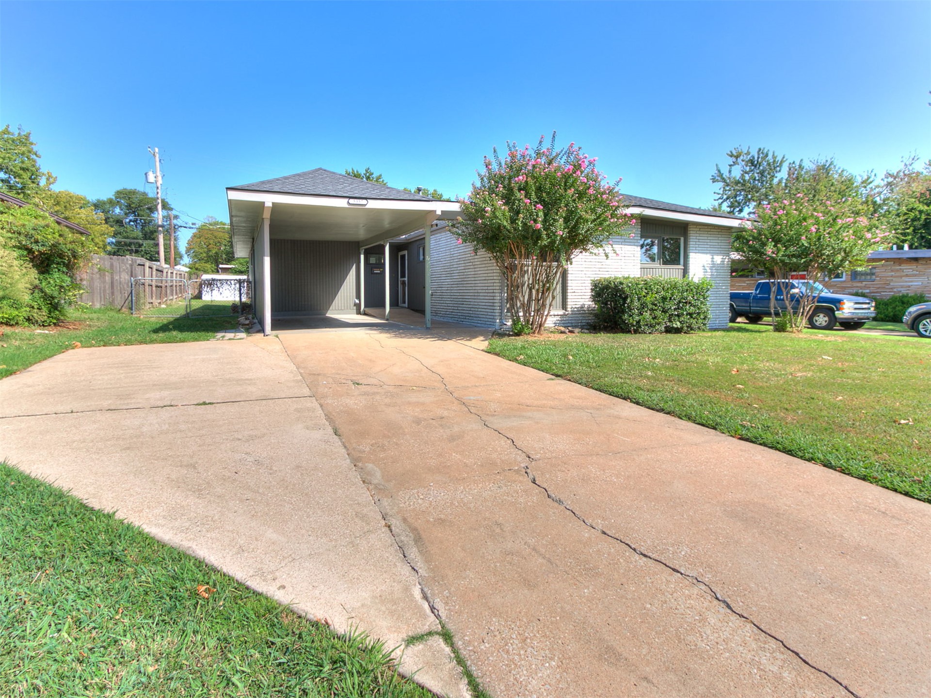 5357 E 26th Place Tulsa OK 74114
