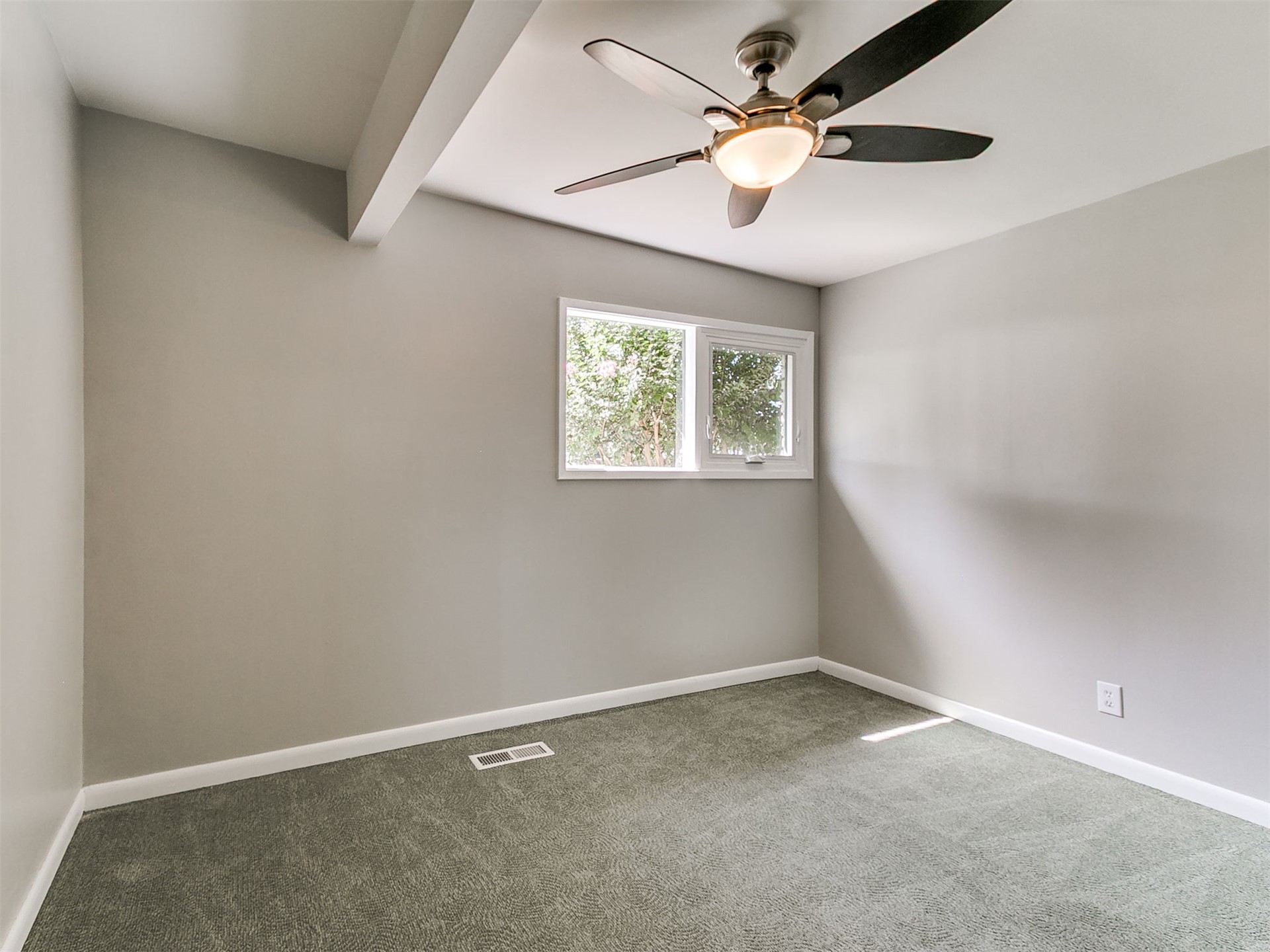 5357 E 26th Place Tulsa OK 74114