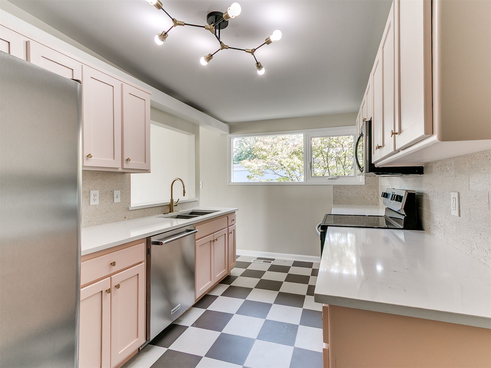 5357 E 26th Place Tulsa OK 74114
