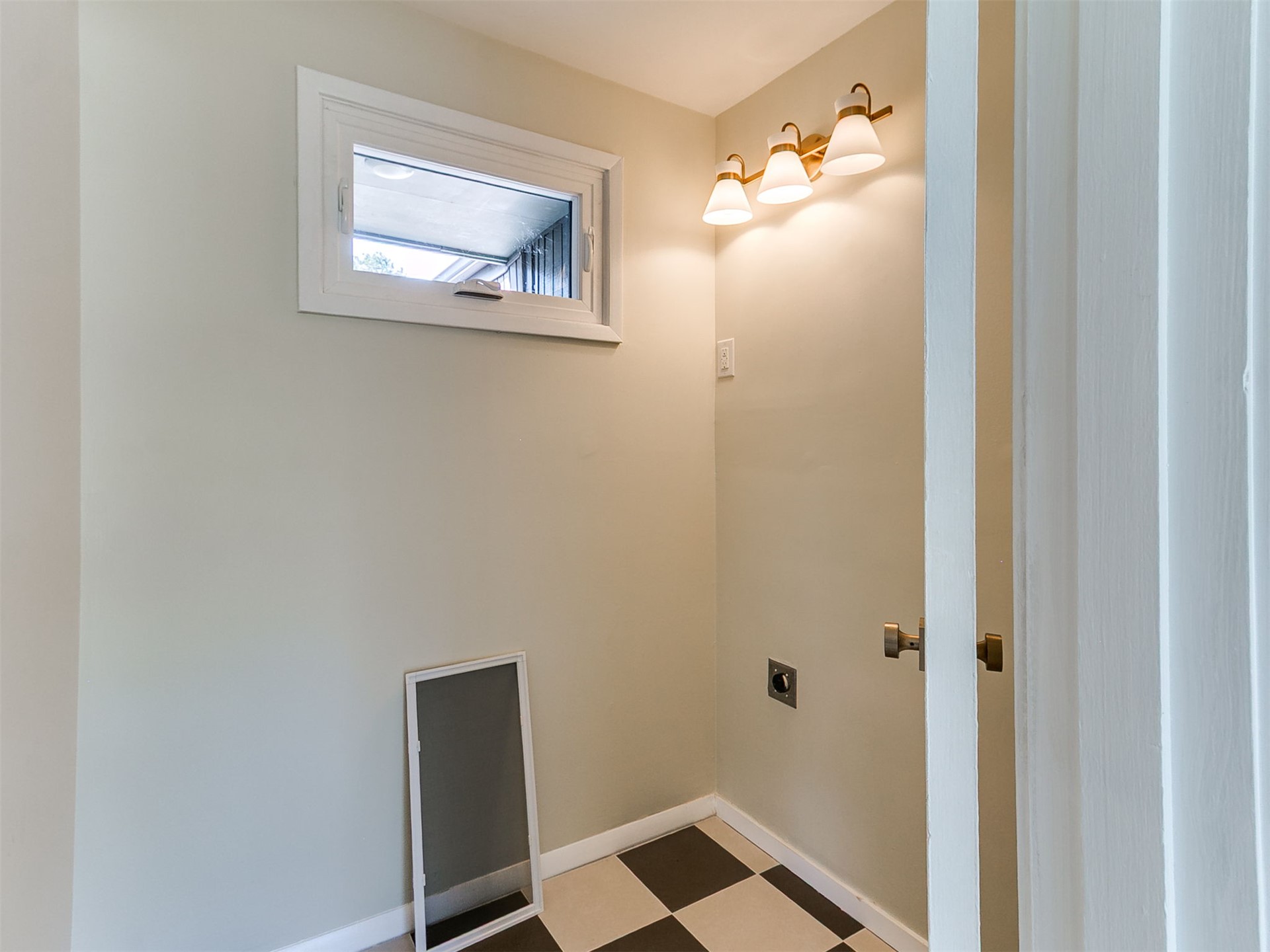 5357 E 26th Place Tulsa OK 74114