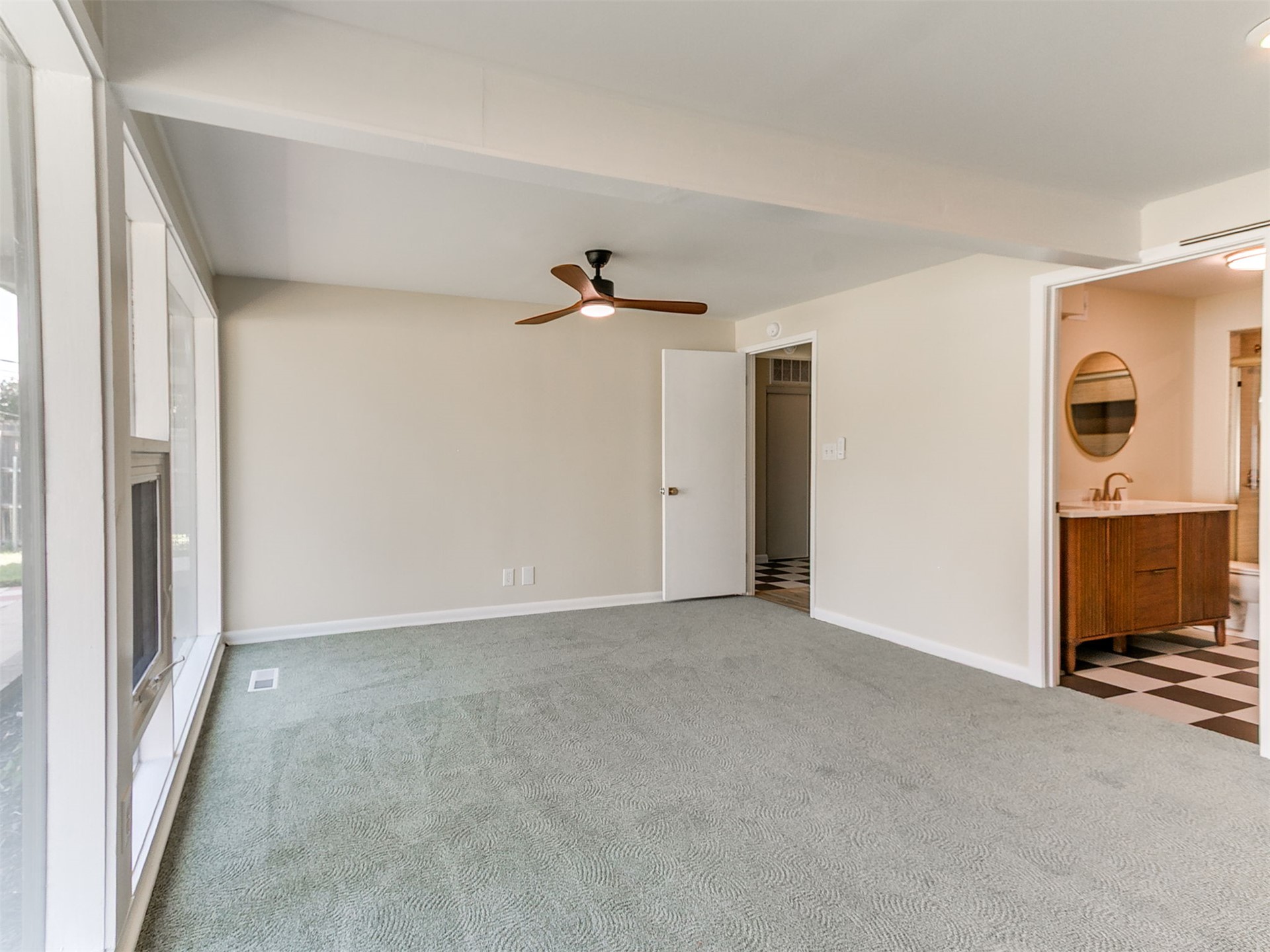 5357 E 26th Place Tulsa OK 74114