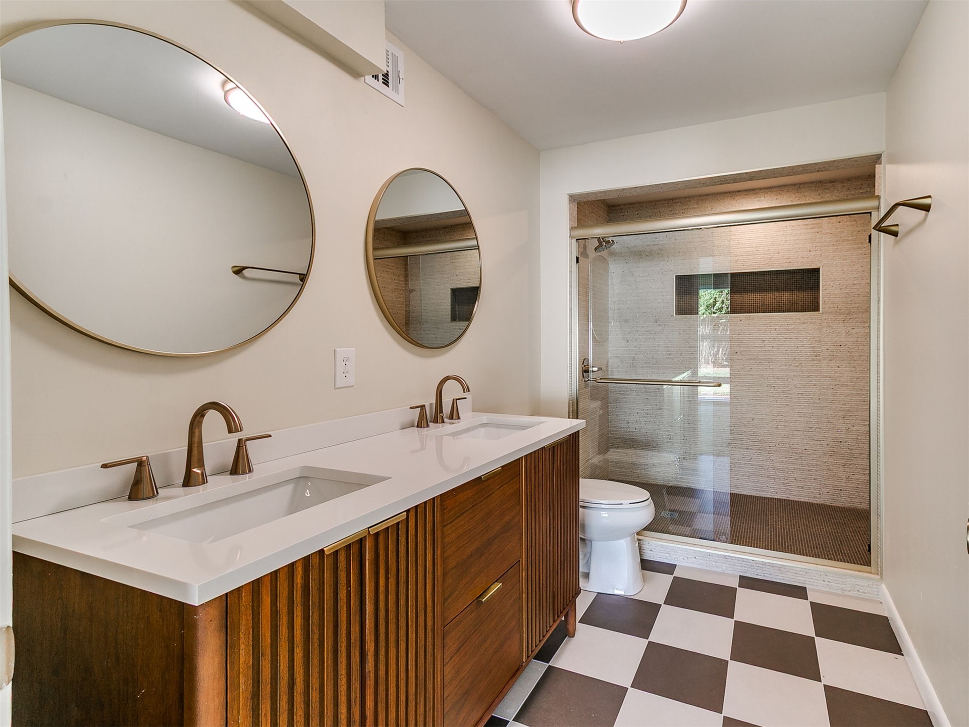 5357 E 26th Place Tulsa OK 74114
