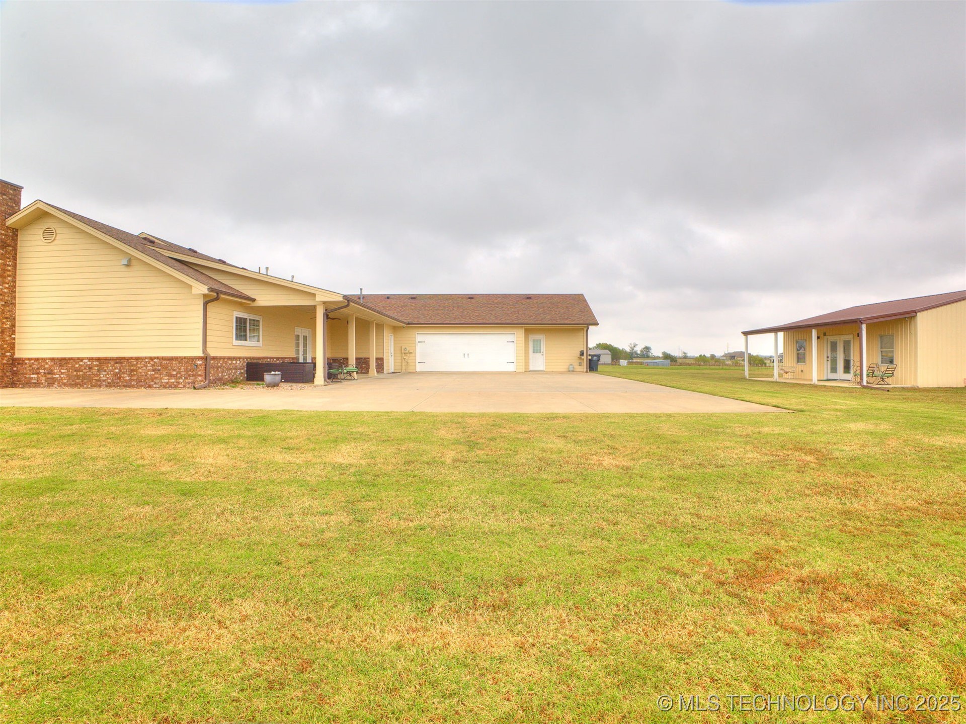 19405 Carriage Court Mounds OK 74047