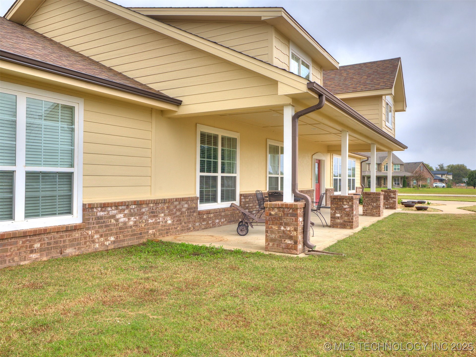 19405 Carriage Court Mounds OK 74047