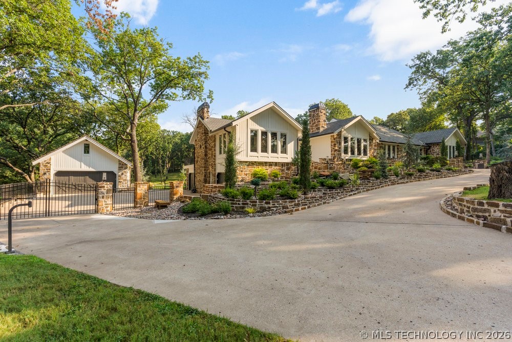4949 E 114th Place Tulsa OK 74137