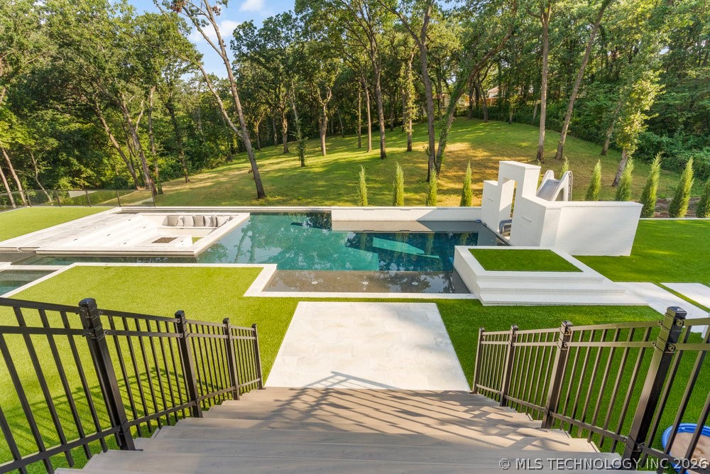 4949 E 114th Place Tulsa OK 74137