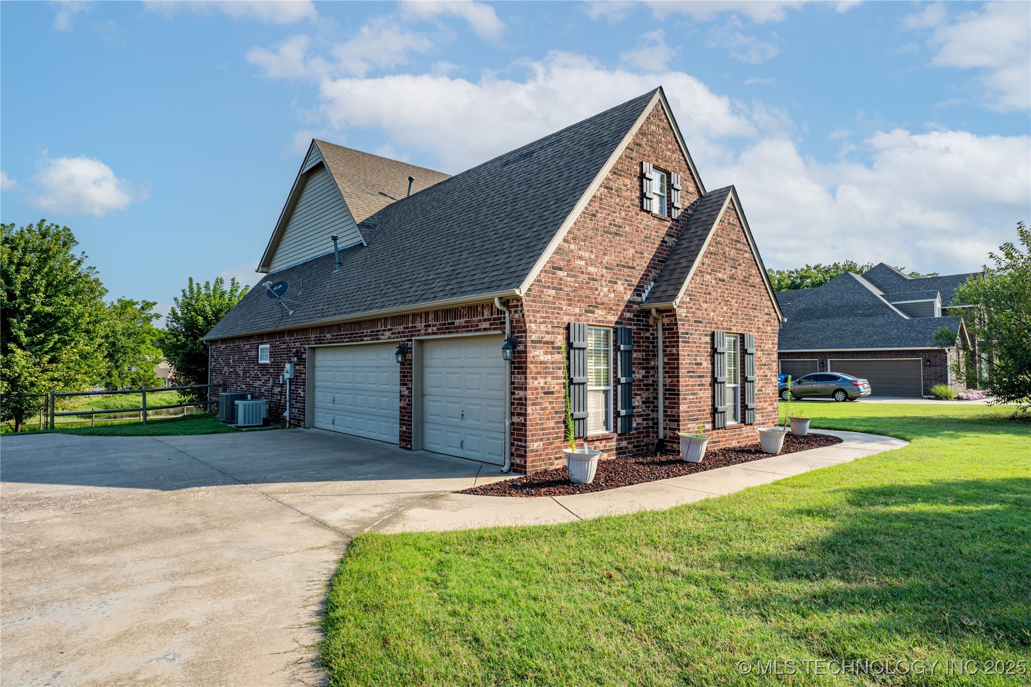 706 S Tallchief Avenue Skiatook OK 74070
