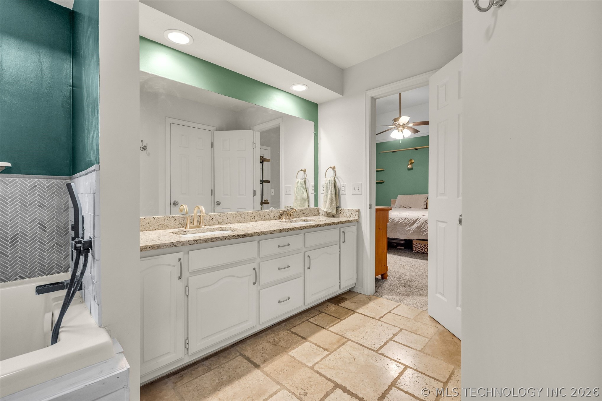 4305 S Chestnut Avenue Broken Arrow OK 74011