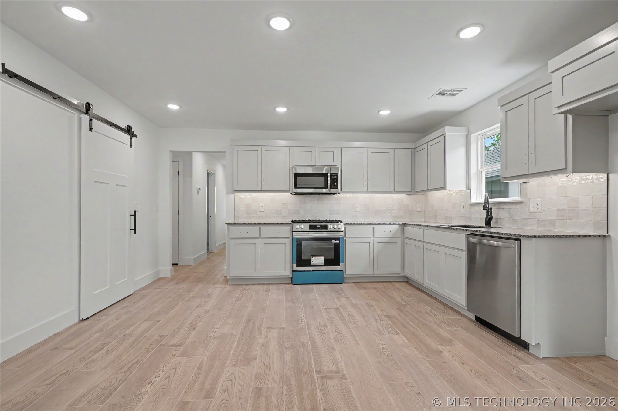 811 S Wood Street Pryor OK 74361