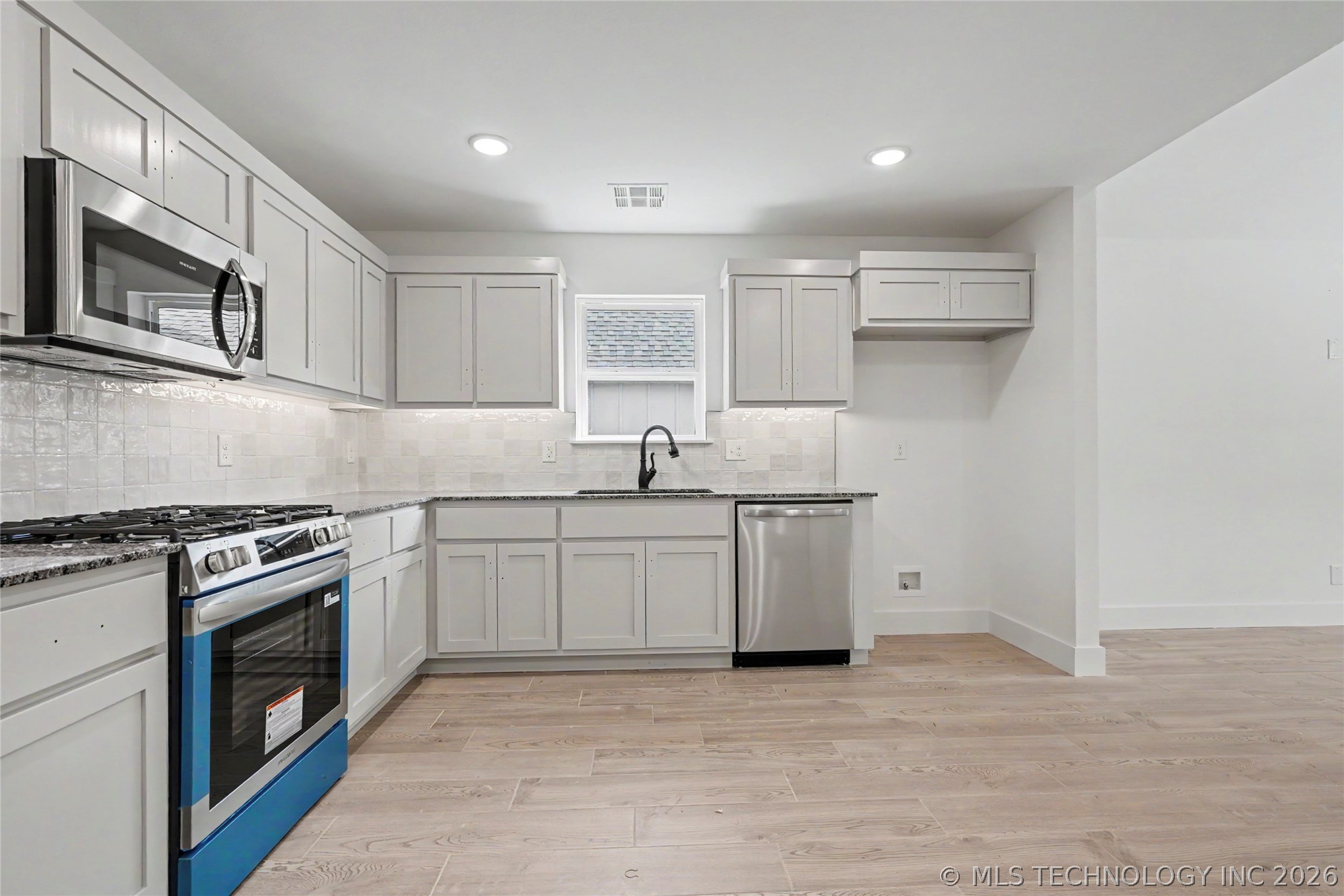 811 S Wood Street Pryor OK 74361