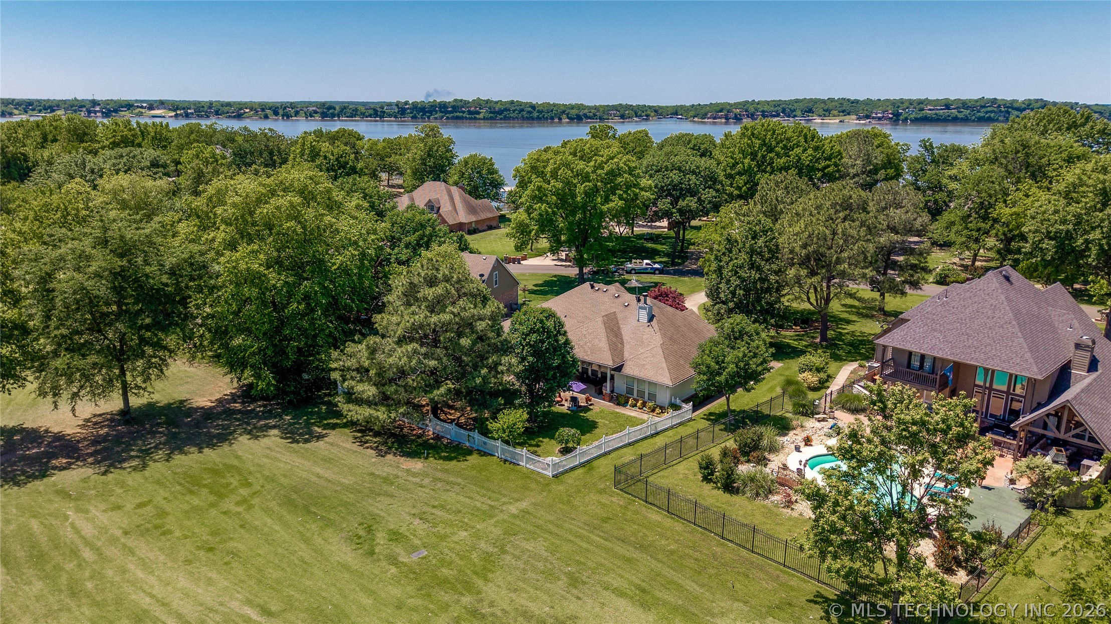 5080 Lake Breeze Road Grove OK 74344