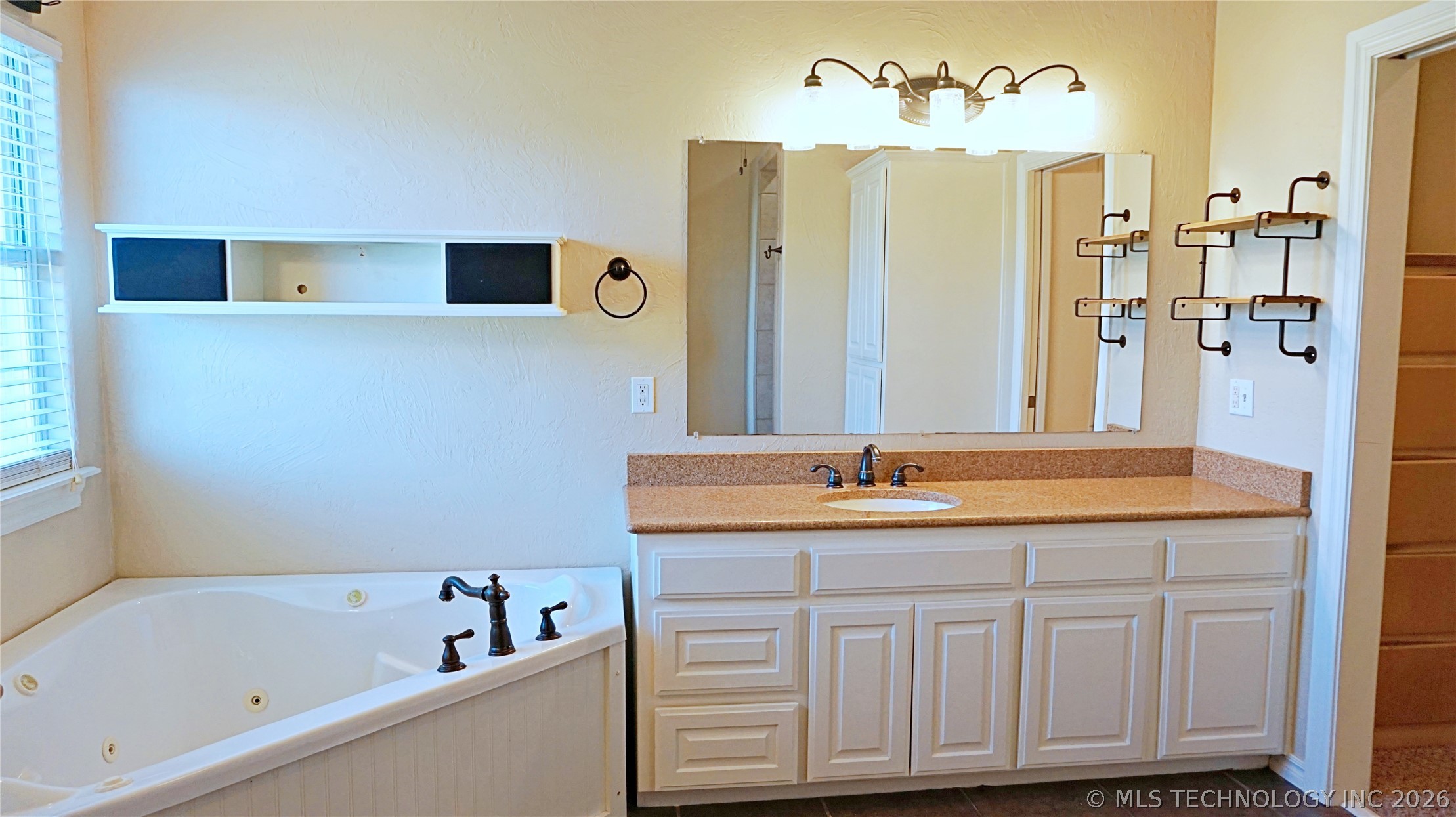 68 Country Hill Ardmore OK 73401