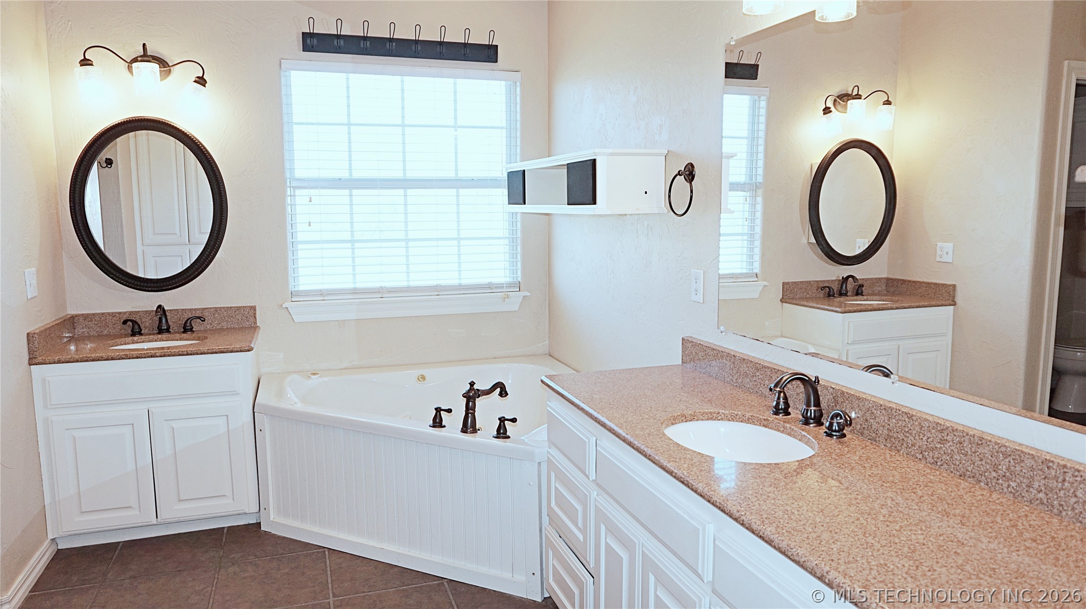68 Country Hill Ardmore OK 73401